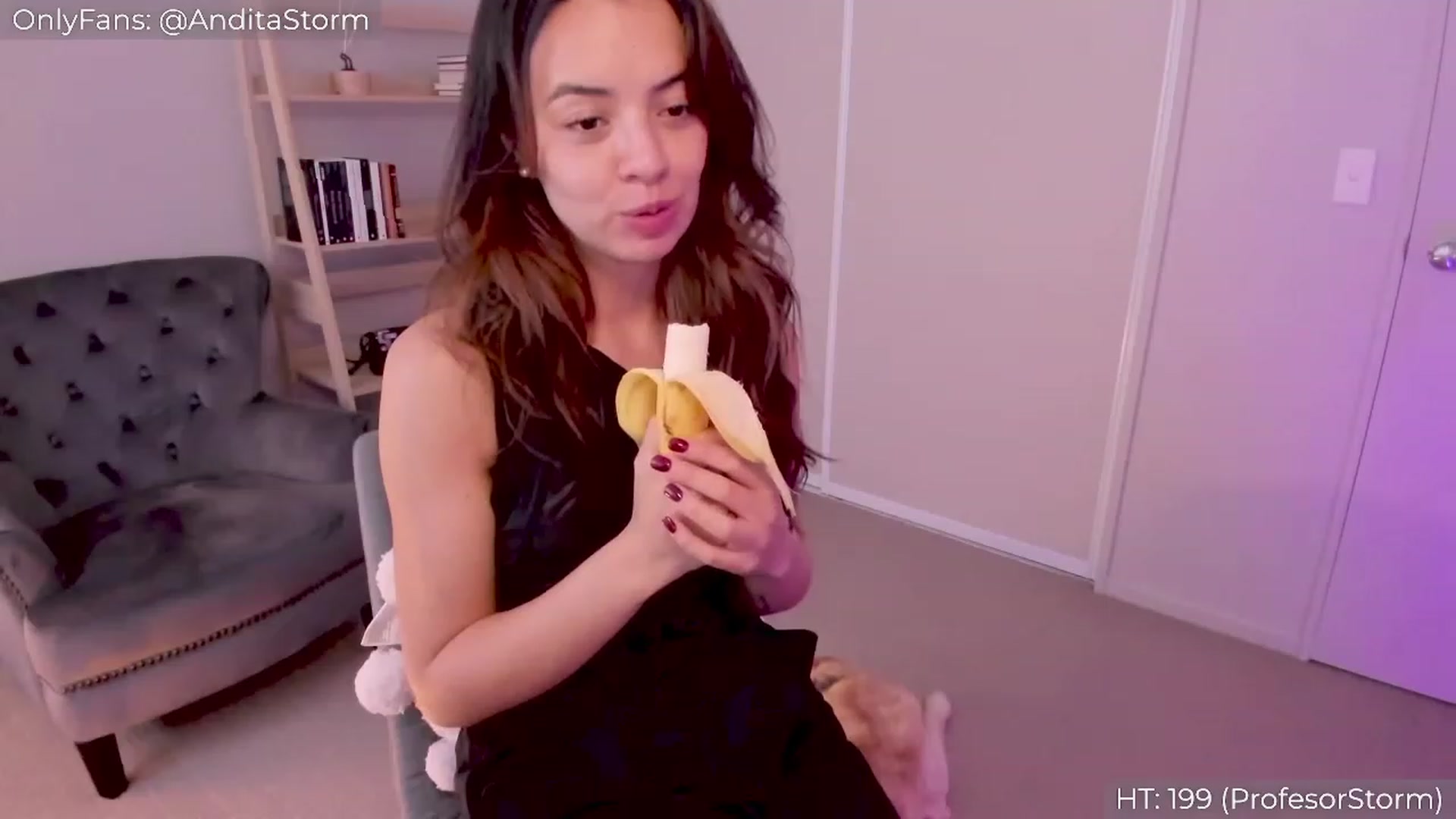 Gallery image thumbnail from AnditaStorm's myfreecams stream on, 04/14/2023, 03:29 image 6 of 20