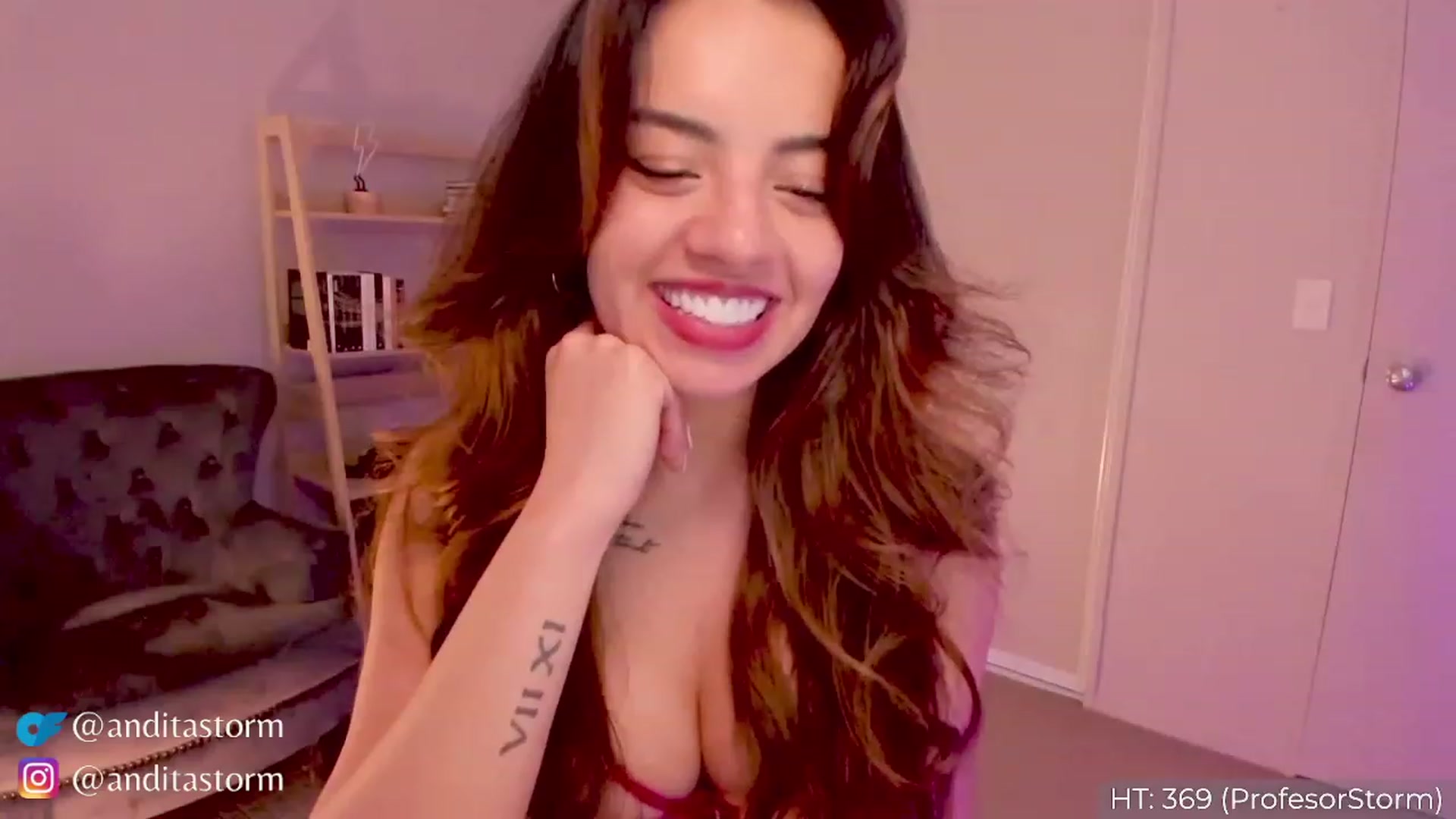 Gallery image thumbnail from AnditaStorm's myfreecams stream on, 05/06/2023, 05:27 image 18 of 20