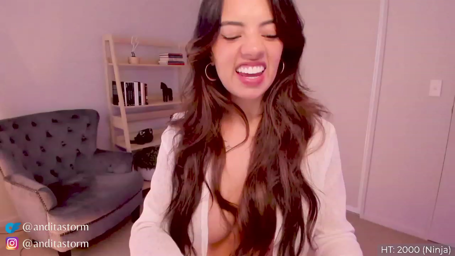 Gallery image thumbnail from AnditaStorm's myfreecams stream on, 05/13/2023, 05:20 image 2 of 20