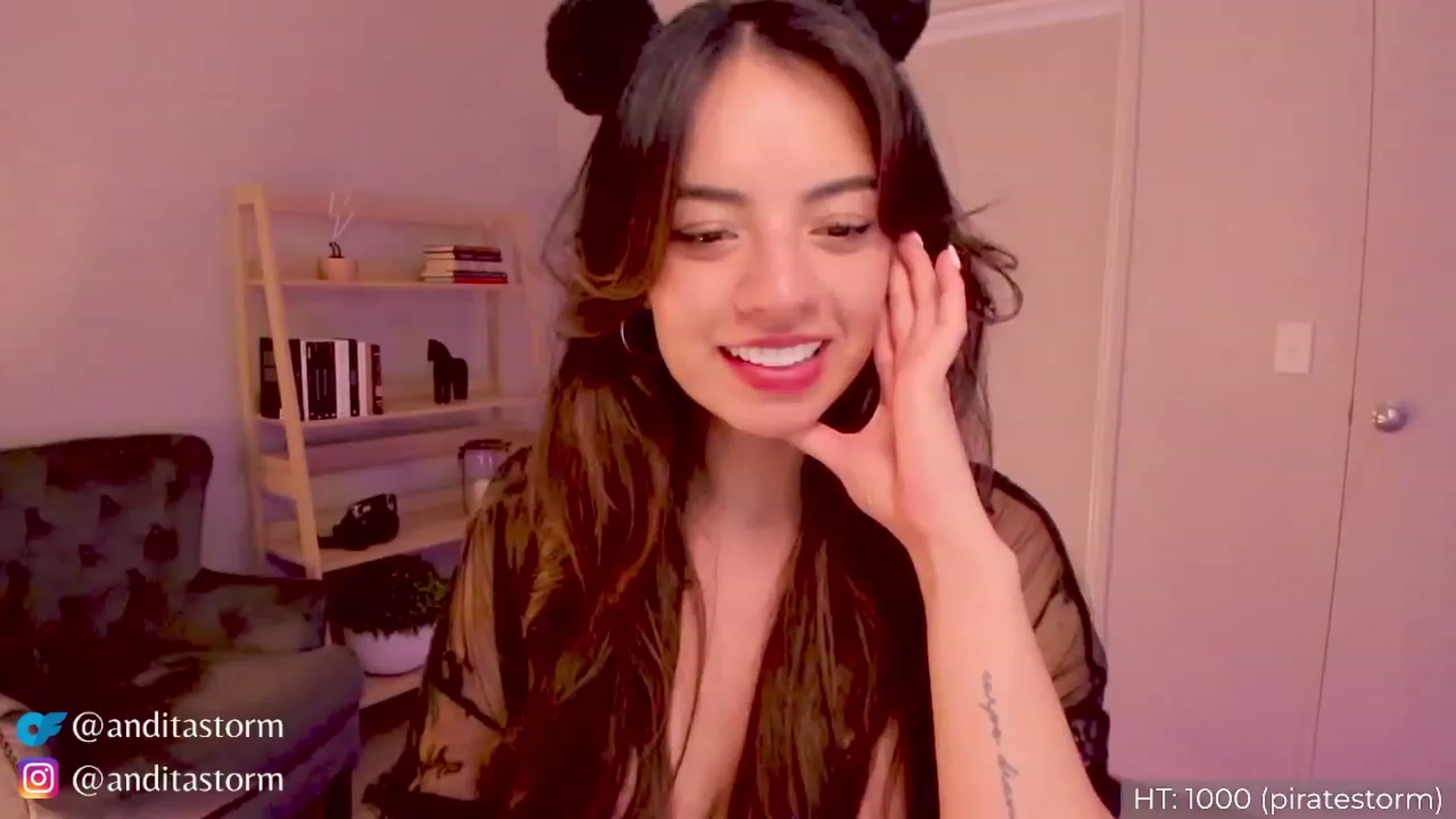 Gallery image thumbnail from AnditaStorm's myfreecams stream on, 05/14/2023, 05:44 image 14 of 20