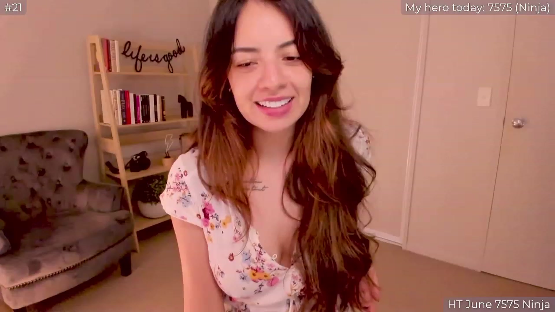 Gallery image thumbnail from AnditaStorm's myfreecams stream on, 06/25/2023, 05:03 image 2 of 20