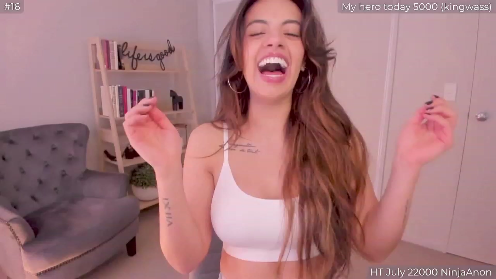 Gallery image thumbnail from AnditaStorm's myfreecams stream on, 07/28/2023, 03:42 image 15 of 20