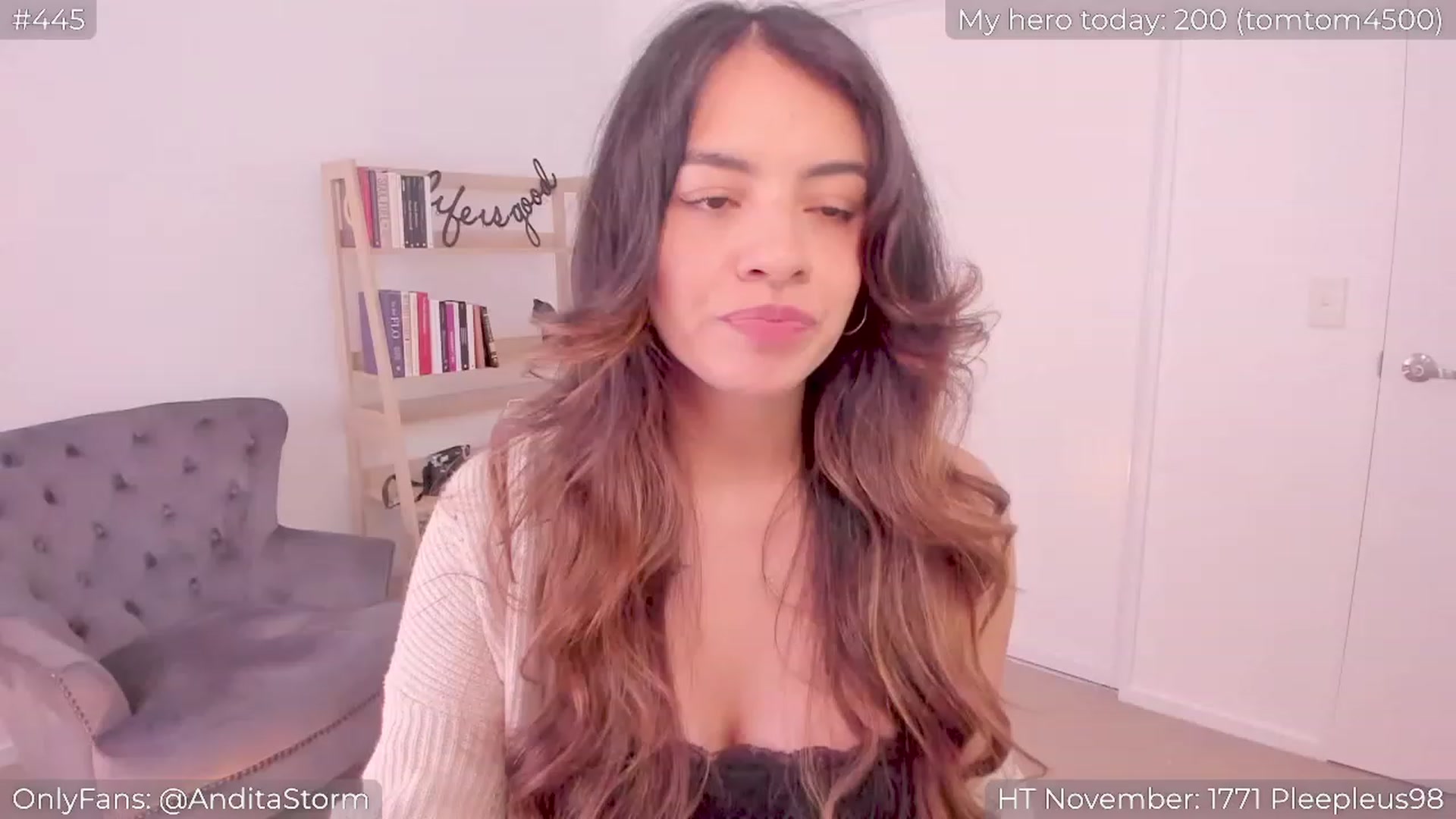 Gallery image thumbnail from AnditaStorm's myfreecams stream on, 11/05/2023, 24:03 image 17 of 20