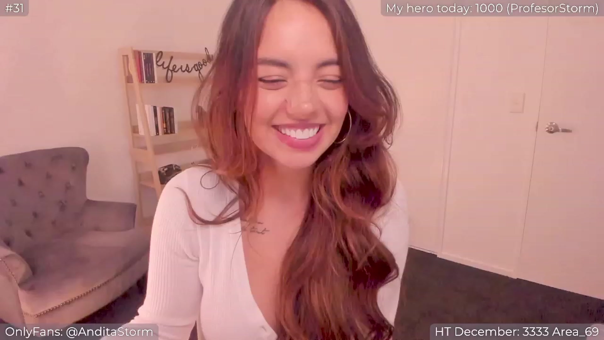 Gallery image thumbnail from AnditaStorm's myfreecams stream on, 12/12/2023, 01:11 image 19 of 20