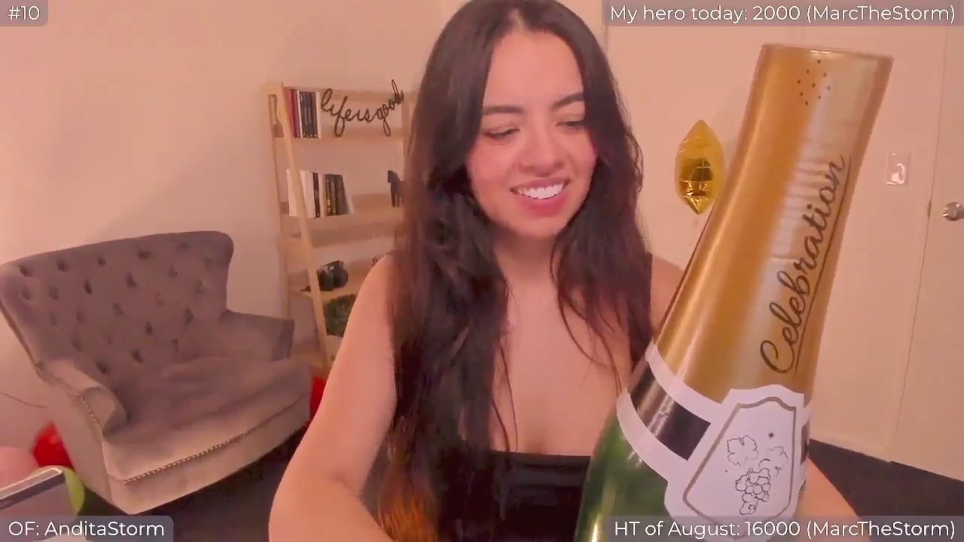 Gallery image thumbnail from AnditaStorm's myfreecams stream on, 08/16/2024, 05:29 image 10 of 20