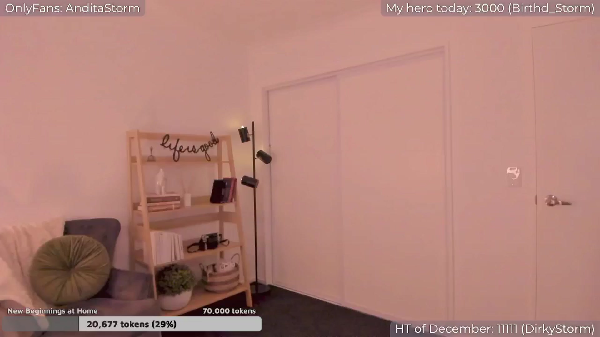 Gallery image thumbnail from AnditaStorm's myfreecams stream on, 12/13/2024, 03:36 image 12 of 20