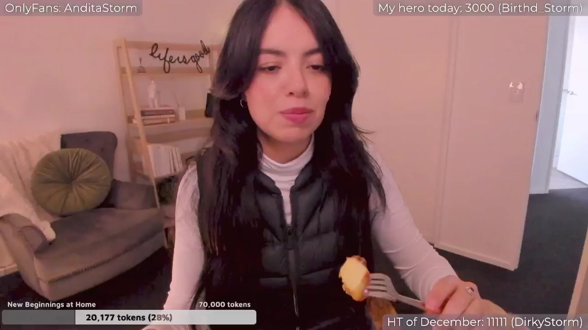 Gallery image thumbnail from AnditaStorm's myfreecams stream on, 12/13/2024, 03:36 image 2 of 20