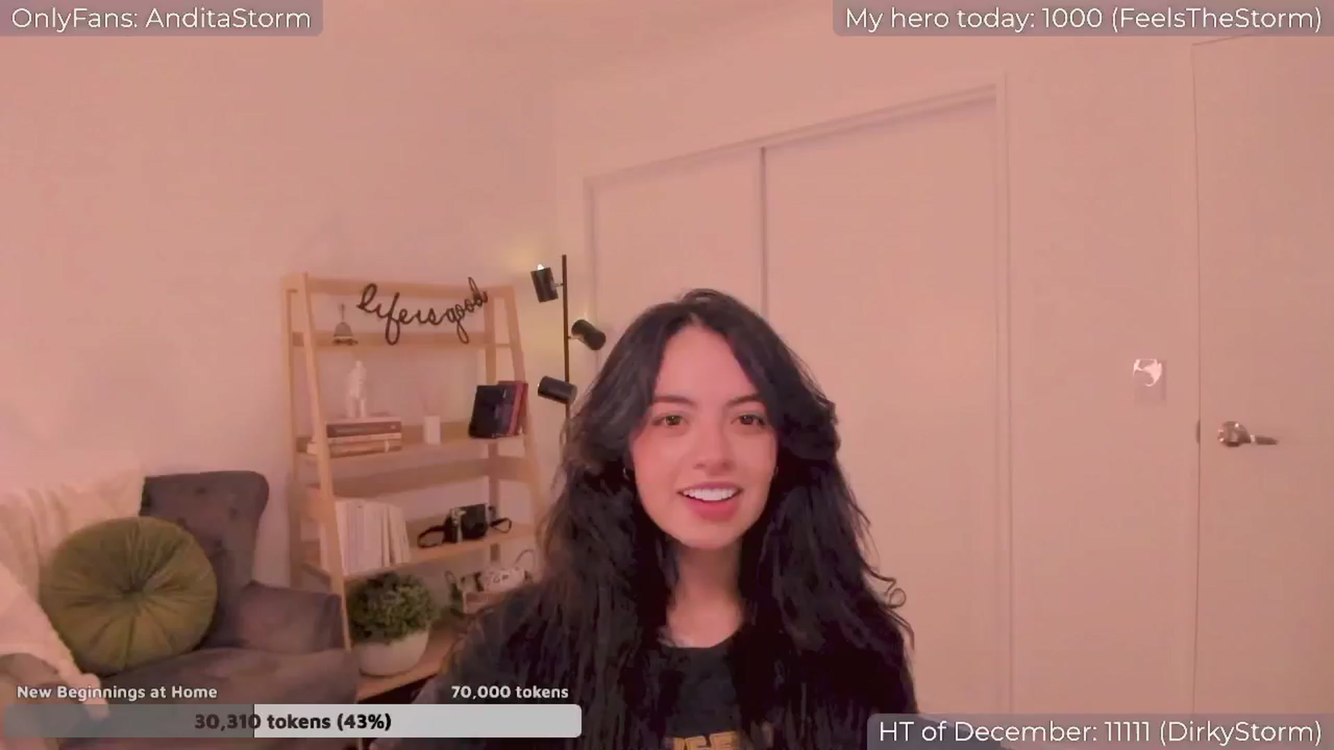 Gallery image thumbnail from AnditaStorm's myfreecams stream on, 12/16/2024, 03:41 image 1 of 20
