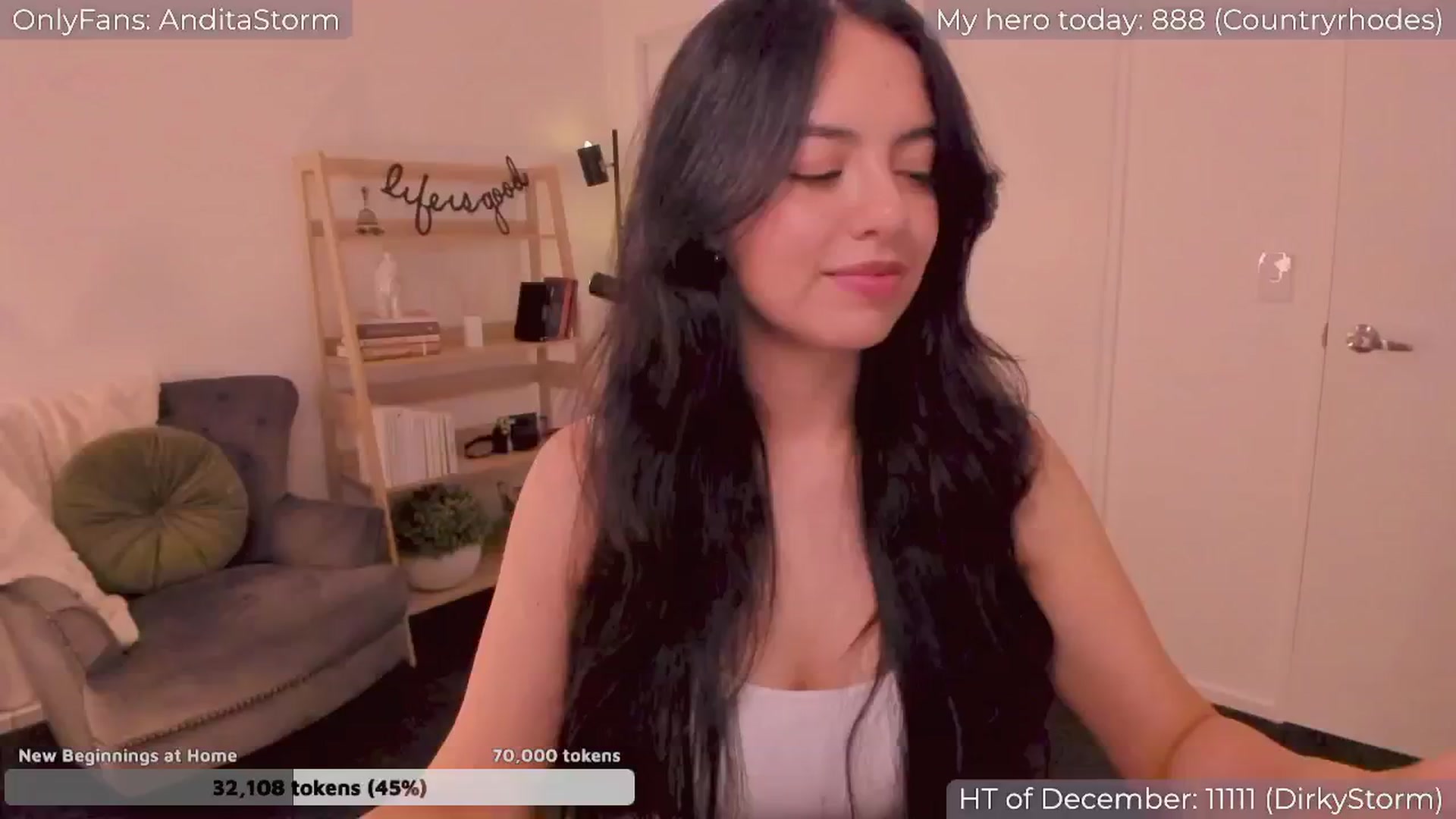 Gallery image thumbnail from AnditaStorm's myfreecams stream on, 12/22/2024, 04:21 image 4 of 20