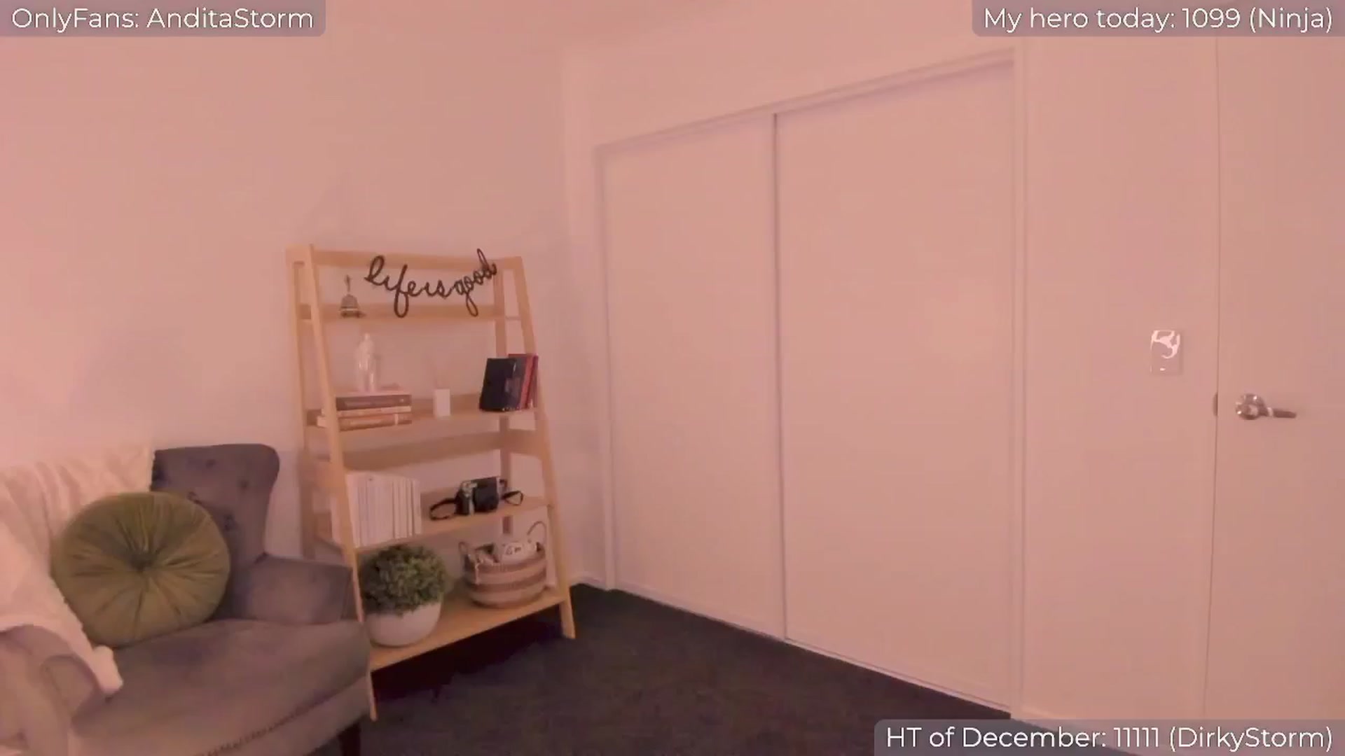 Gallery image thumbnail from AnditaStorm's myfreecams stream on, 12/27/2024, 04:08 image 17 of 20