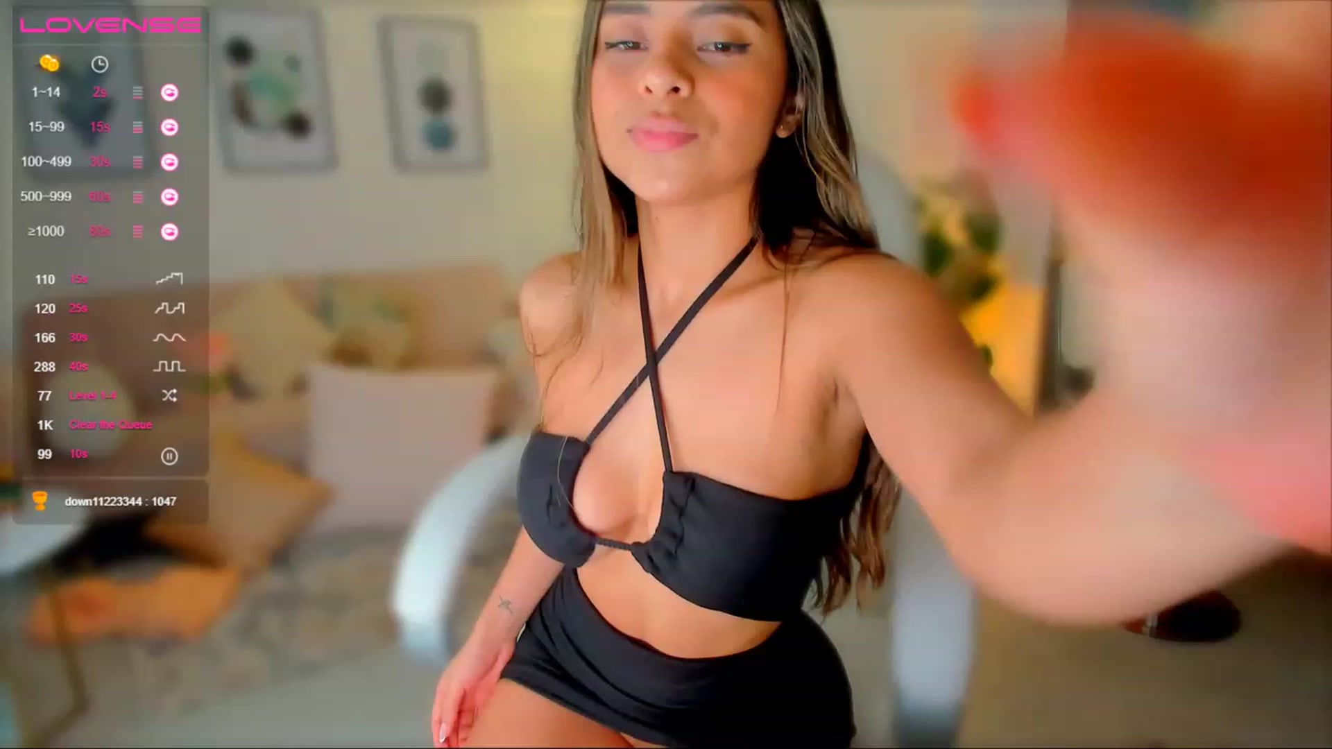 Gallery image thumbnail from AndreaThomson's myfreecams stream on, 07/10/2023, 20:02 image 3 of 20