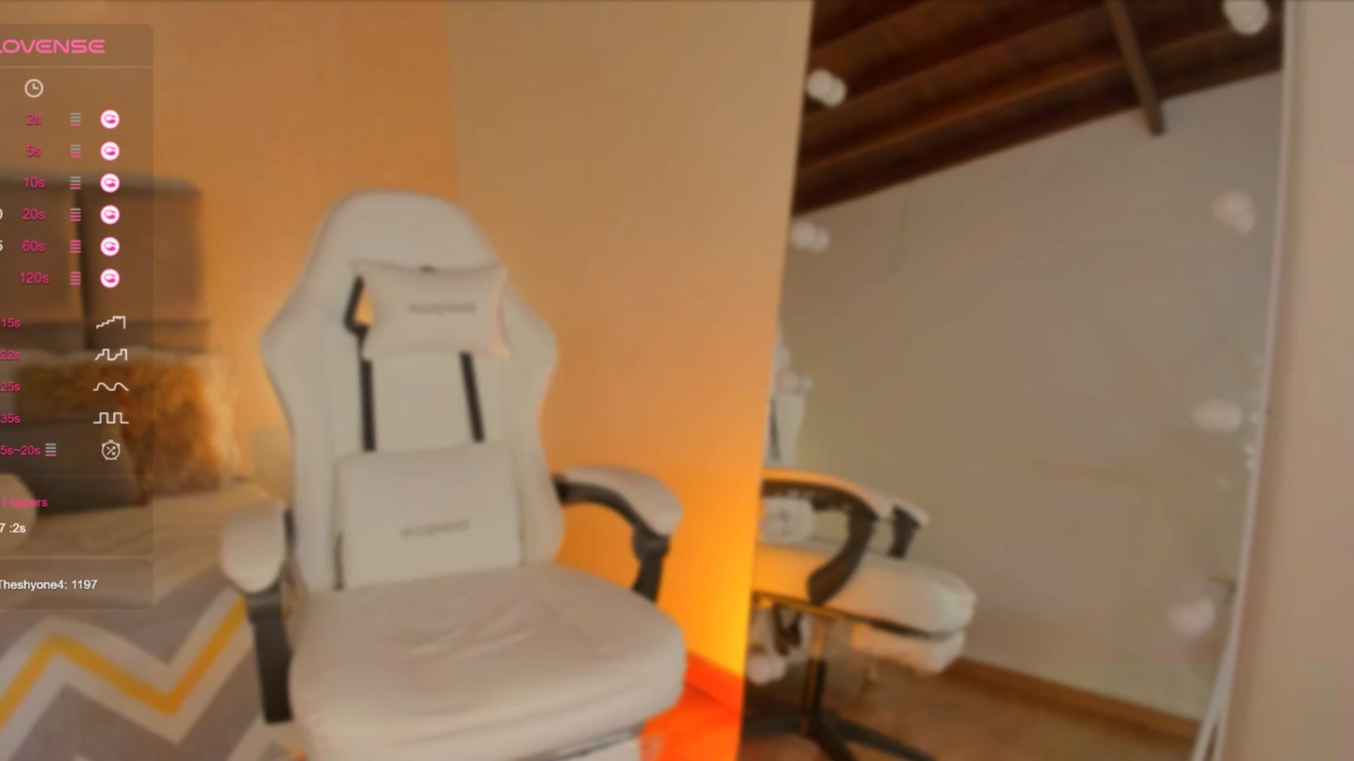 Gallery image thumbnail from AndreaThomson's myfreecams stream on, 03/27/2024, 18:33 image 5 of 20