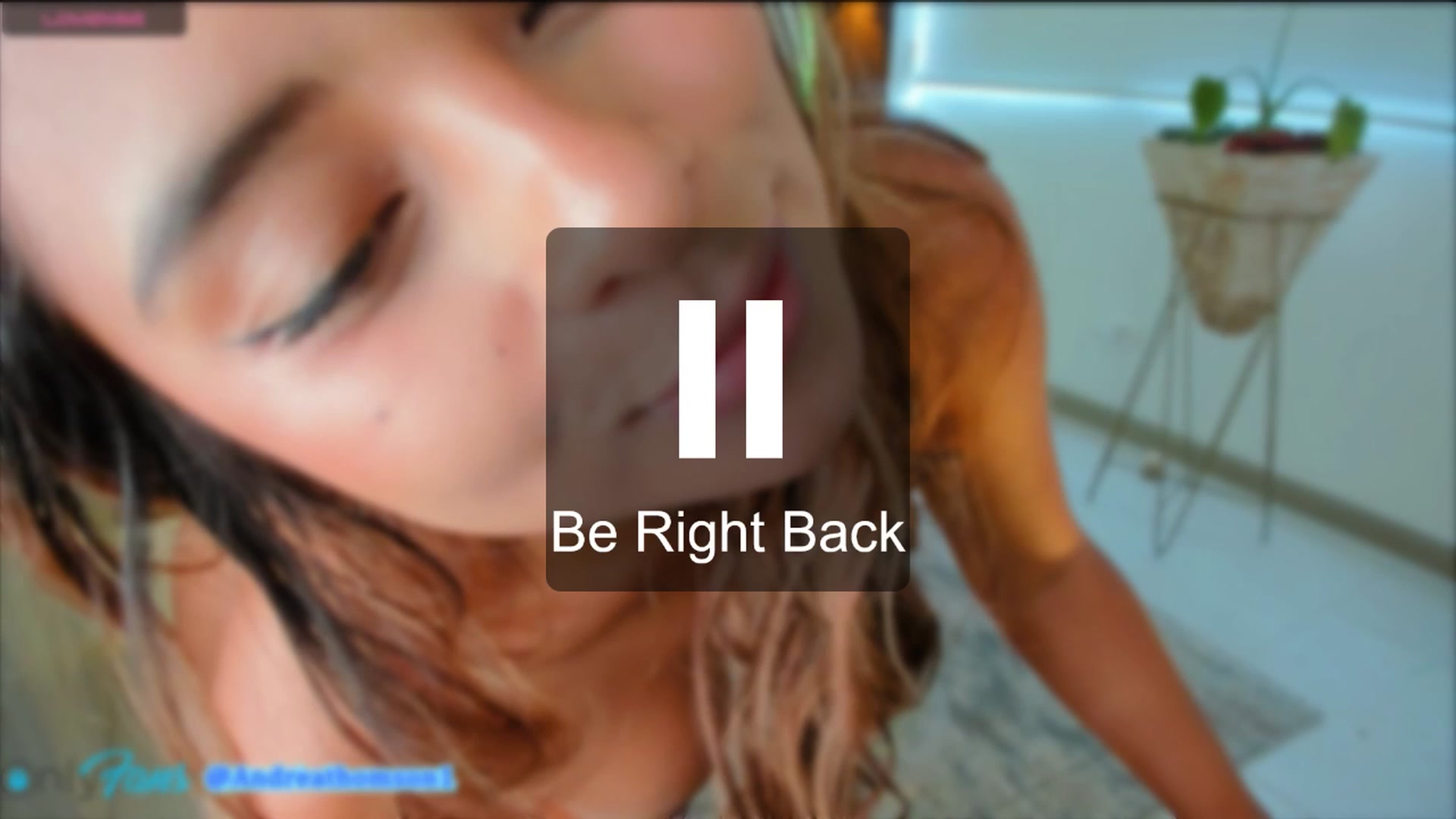Gallery image thumbnail from AndreaThomson's myfreecams stream on, 10/11/2024, 17:36 image 1 of 20