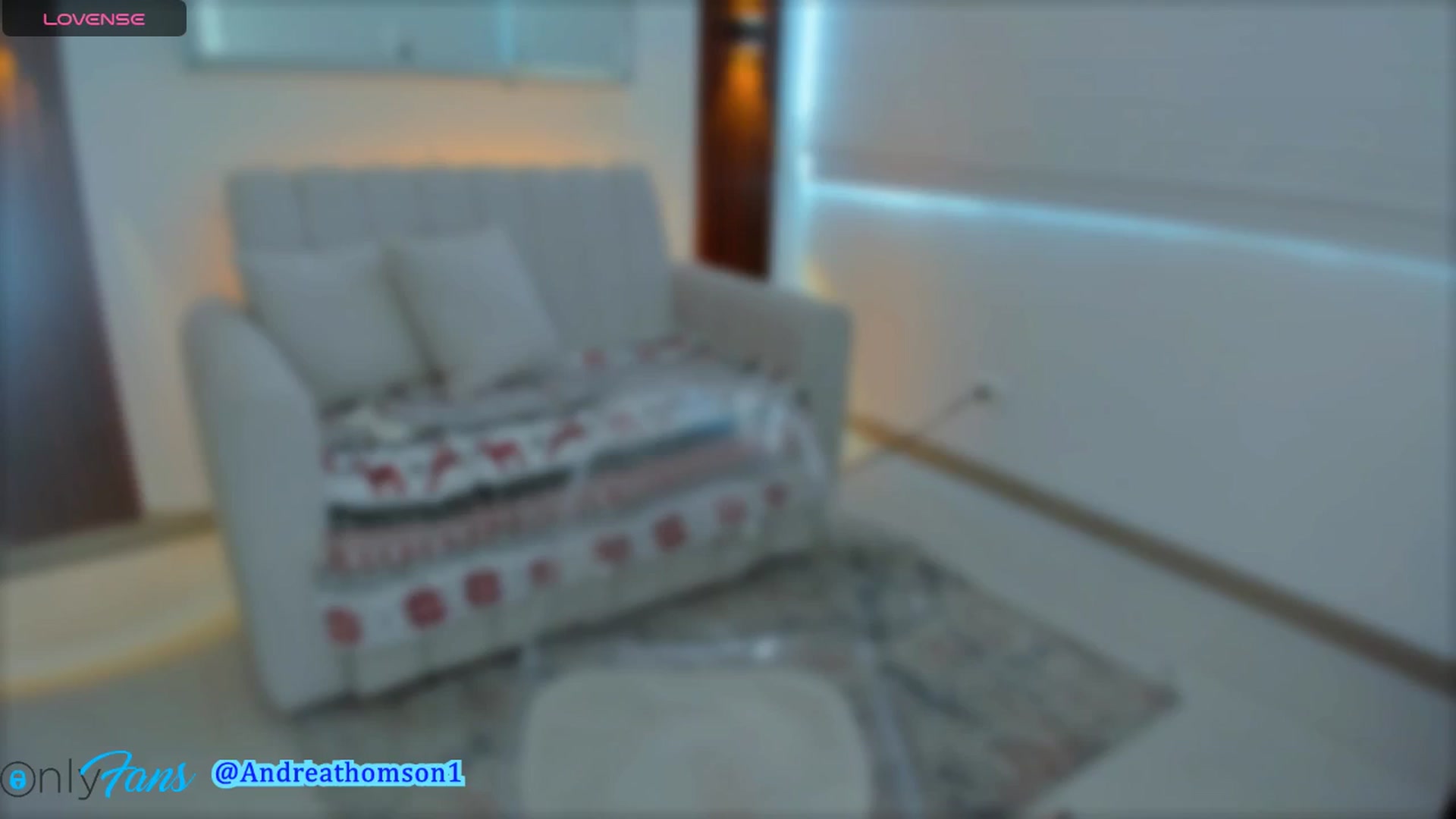 Gallery image thumbnail from AndreaThomson's myfreecams stream on, 11/13/2024, 16:03 image 19 of 20
