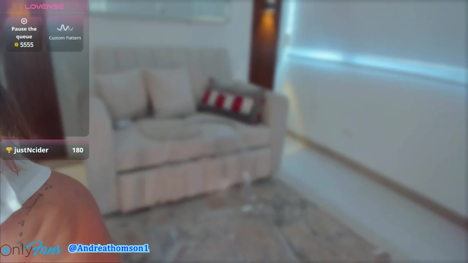 Gallery image thumbnail from AndreaThomson's myfreecams stream on, 11/15/2024, 17:29 image 8 of 20
