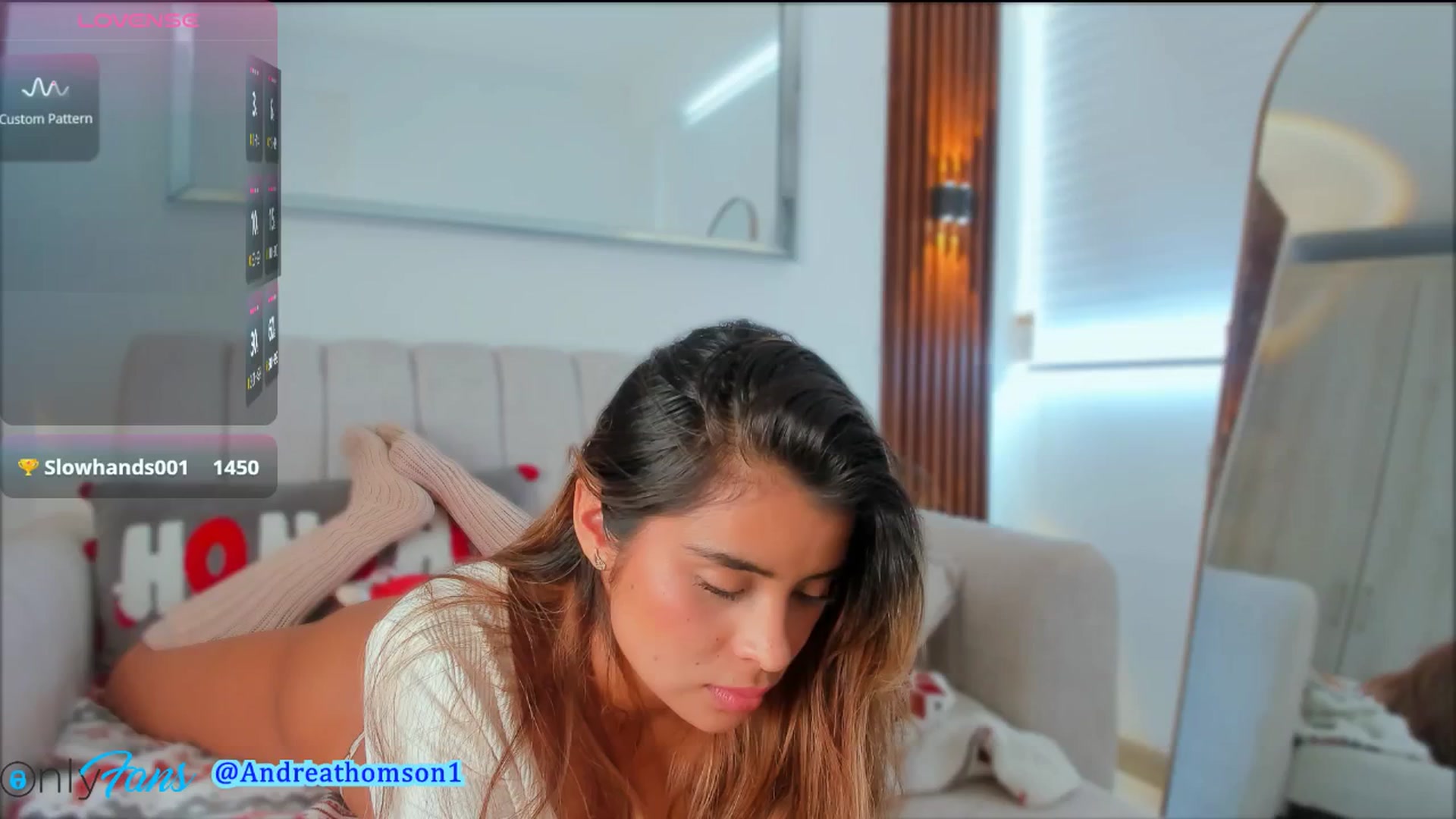 Gallery image thumbnail from AndreaThomson's myfreecams stream on, 11/23/2024, 18:01 image 20 of 20