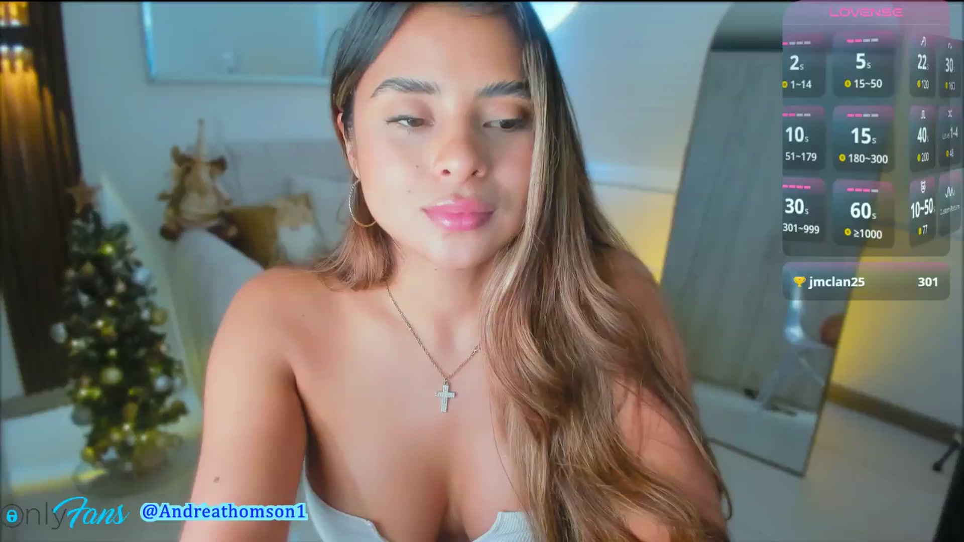 Gallery image thumbnail from AndreaThomson's myfreecams stream on, 12/04/2024, 19:12 image 12 of 20