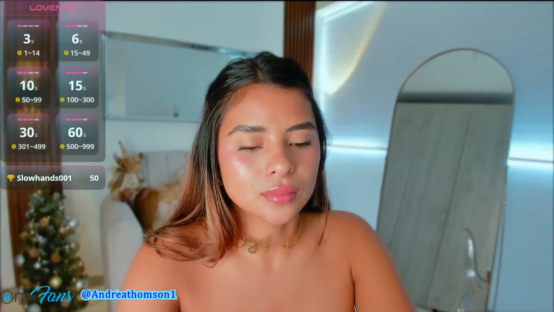 Gallery image thumbnail from AndreaThomson's myfreecams stream on, 12/08/2024, 15:37 image 10 of 20