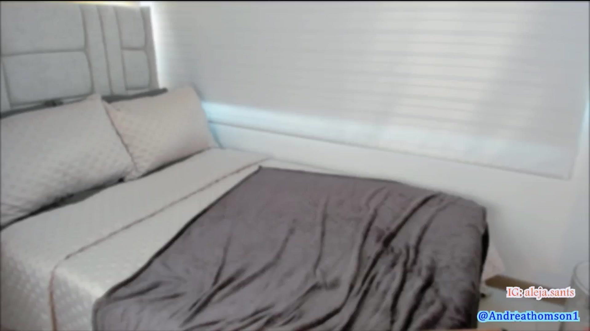 Gallery image thumbnail from AndreaThomson's myfreecams stream on, 03/08/2025, 17:15 image 18 of 20