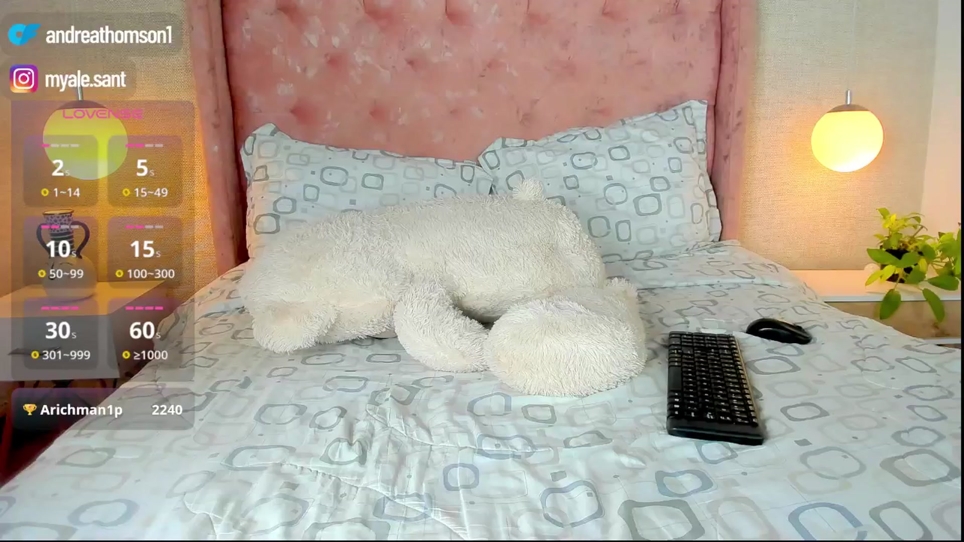 Gallery image thumbnail from AndreaThomson's myfreecams stream on, 06/22/2025, 17:37 image 8 of 20