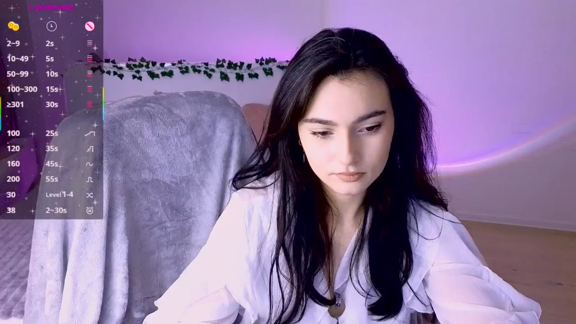 Gallery image thumbnail from Andres_s's myfreecams stream on, 12/25/2025, 24:01 image 5 of 20