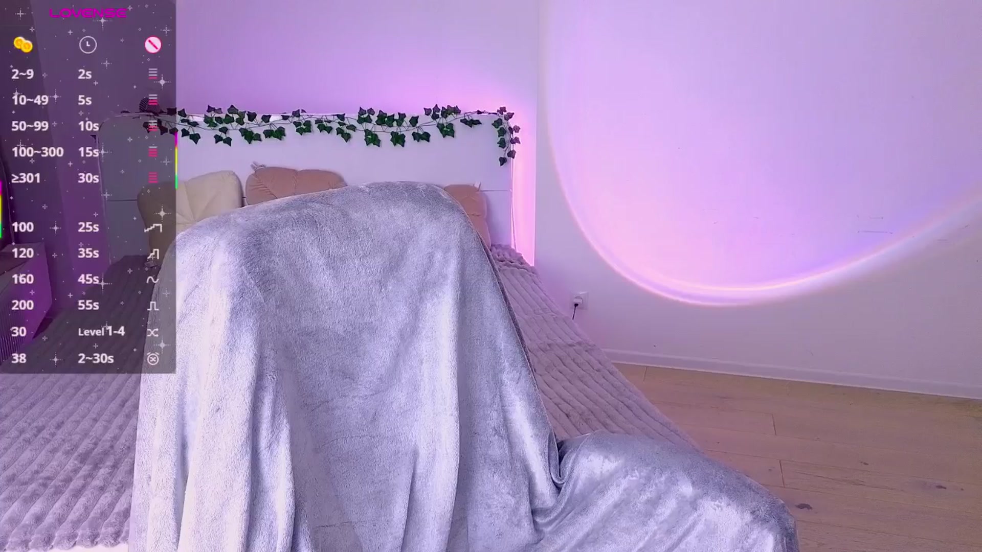 Gallery image thumbnail from Andres_s's myfreecams stream on, 12/25/2025, 24:01 image 19 of 20