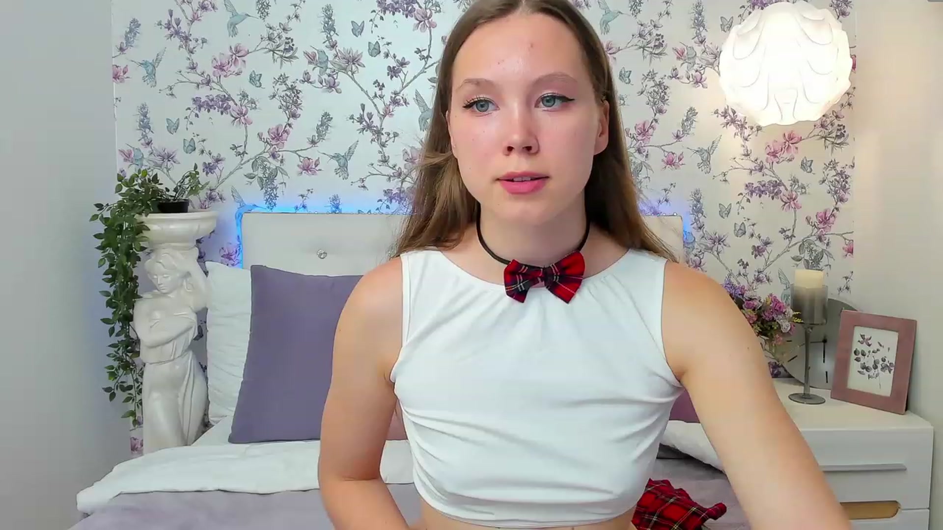 Gallery image thumbnail from AndriMoon's myfreecams stream on, 08/27/2023, 17:33 image 13 of 20