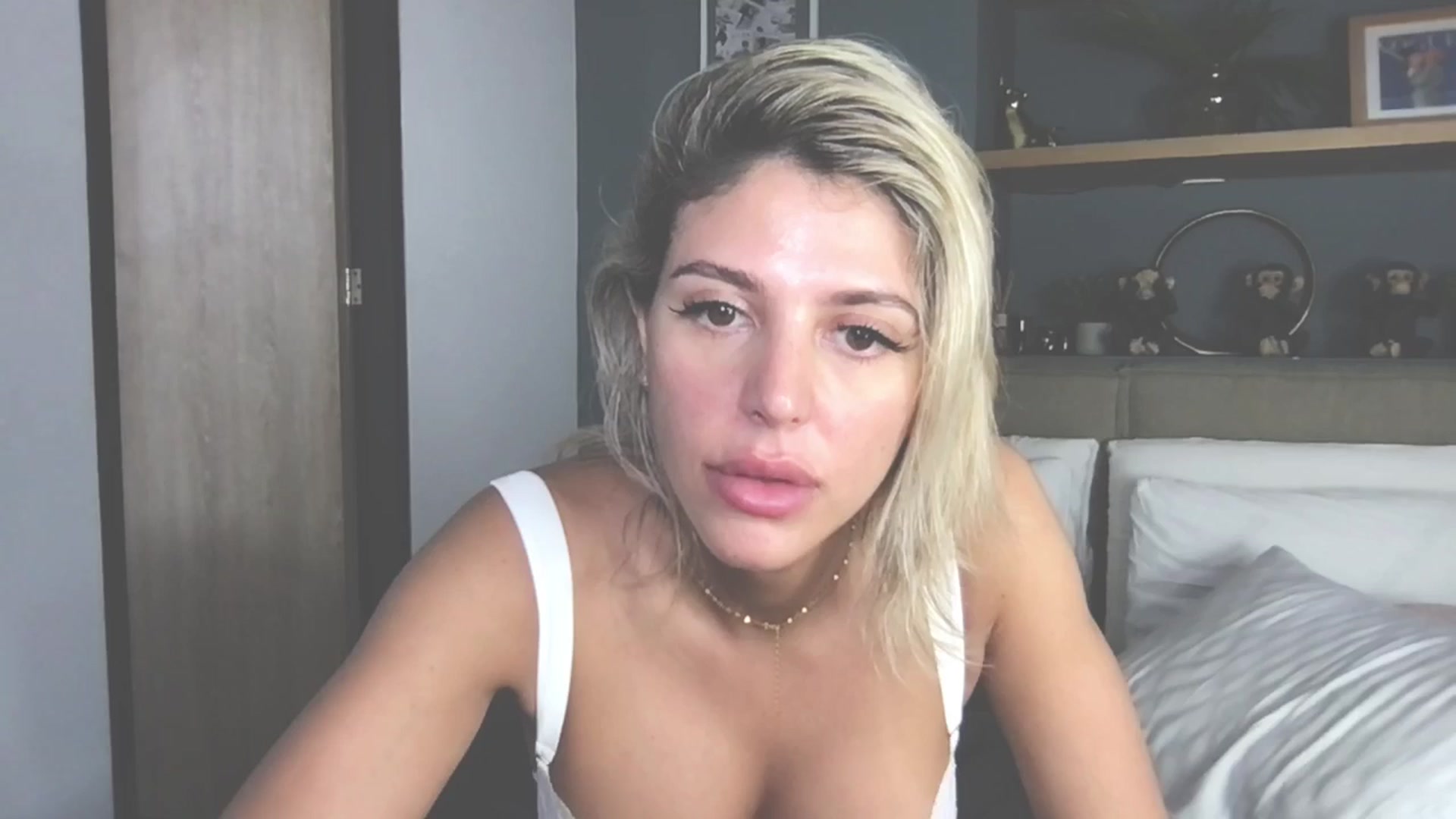 Gallery image thumbnail from Andromeda55's myfreecams stream on, 09/02/2024, 16:14 image 15 of 20