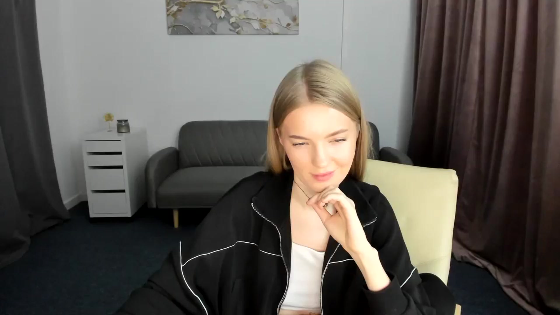 Gallery image thumbnail from AndySky's myfreecams stream on, 01/27/2025, 17:22 image 20 of 20
