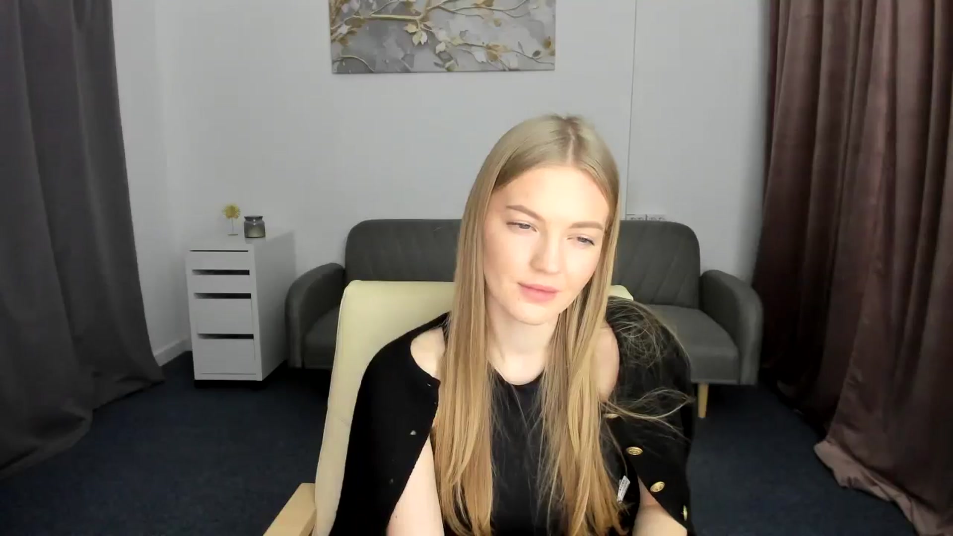 Gallery image thumbnail from AndySky's myfreecams stream on, 02/01/2025, 15:58 image 6 of 20