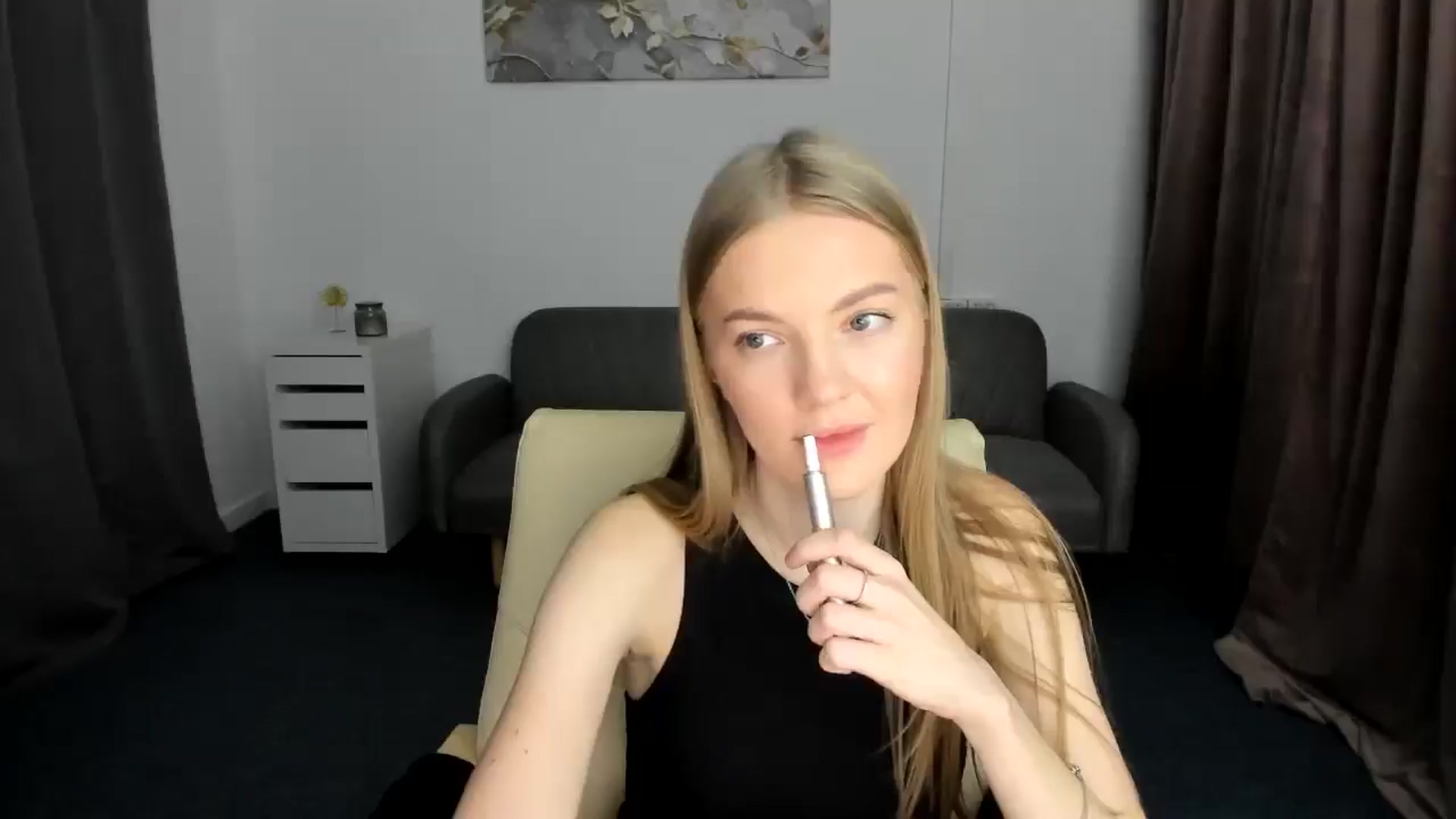 Gallery image thumbnail from AndySky's myfreecams stream on, 02/01/2025, 18:19 image 11 of 20