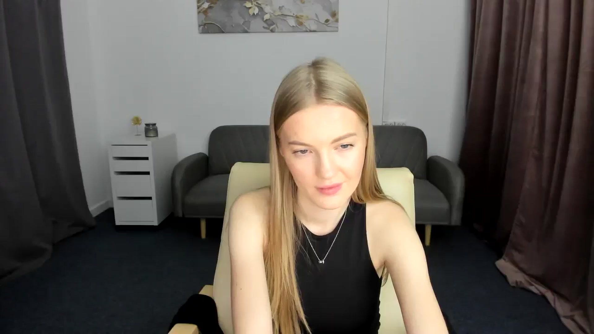 Gallery image thumbnail from AndySky's myfreecams stream on, 02/01/2025, 18:40 image 2 of 20