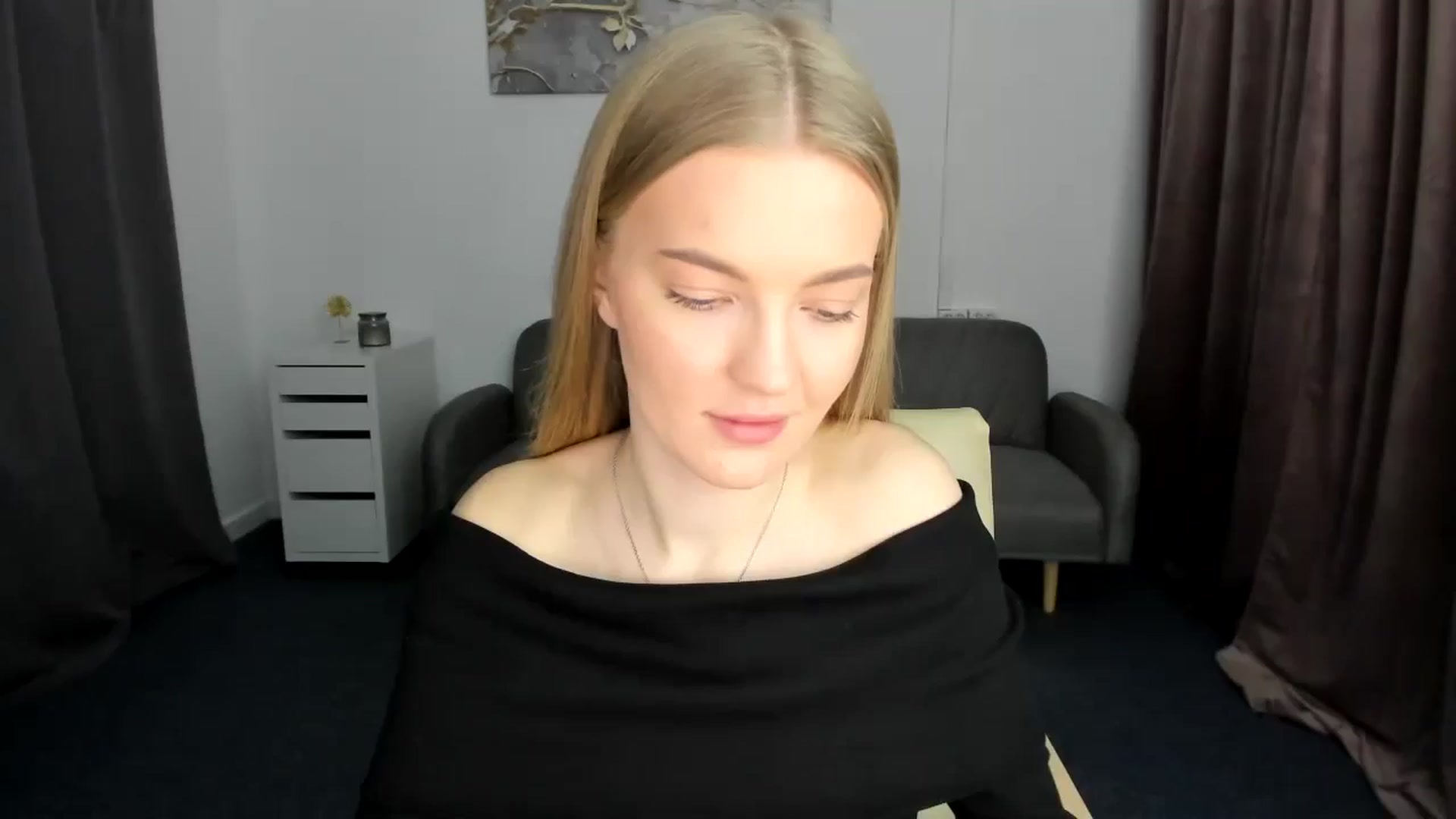 Gallery image thumbnail from AndySky's myfreecams stream on, 02/02/2025, 14:15 image 14 of 20