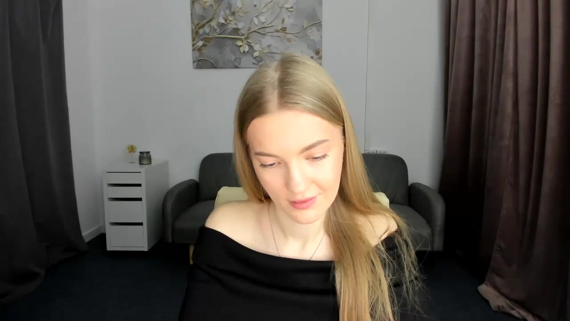 Gallery image thumbnail from AndySky's myfreecams stream on, 02/02/2025, 14:15 image 4 of 20