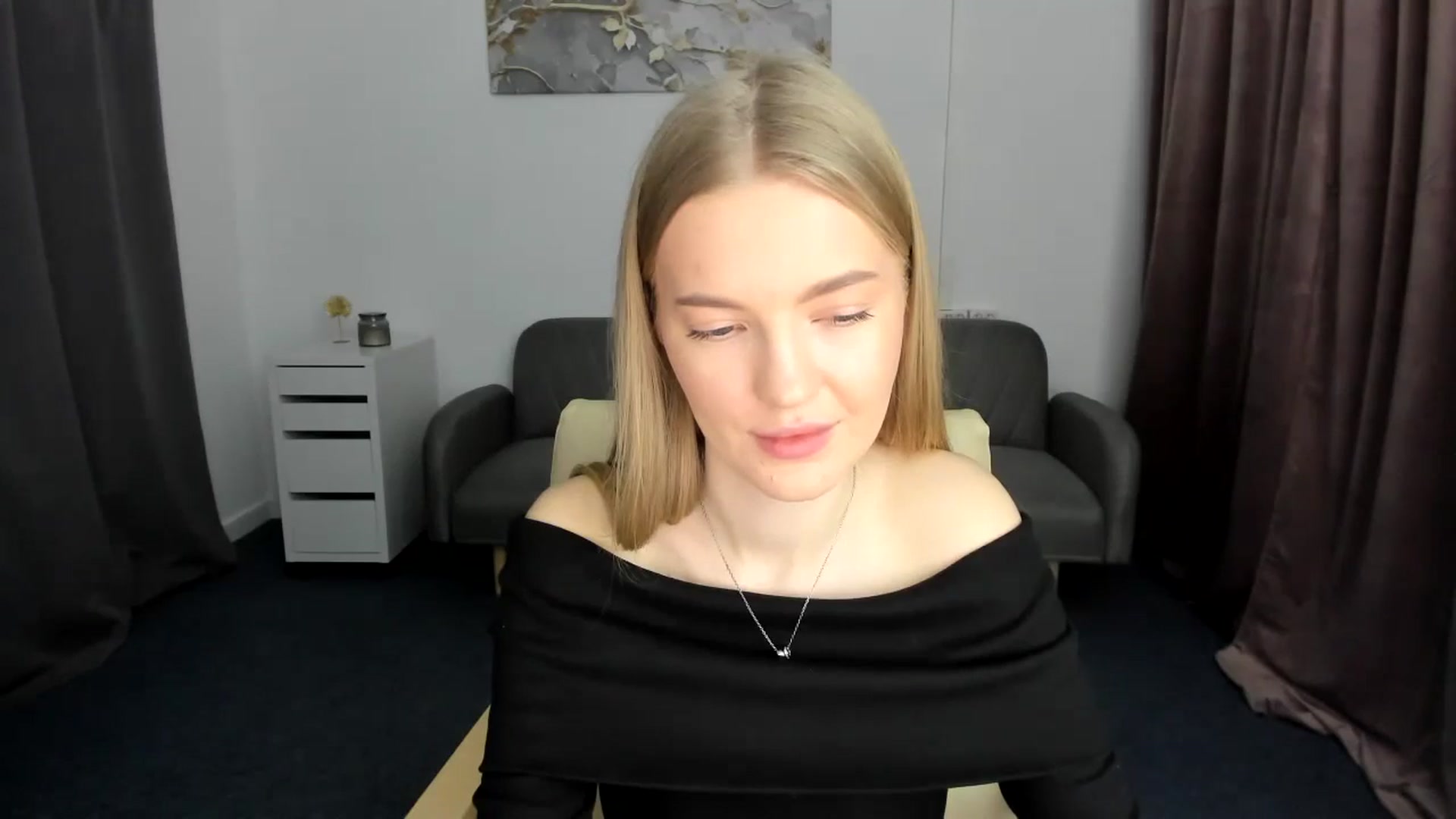 Gallery image thumbnail from AndySky's myfreecams stream on, 02/02/2025, 14:15 image 16 of 20