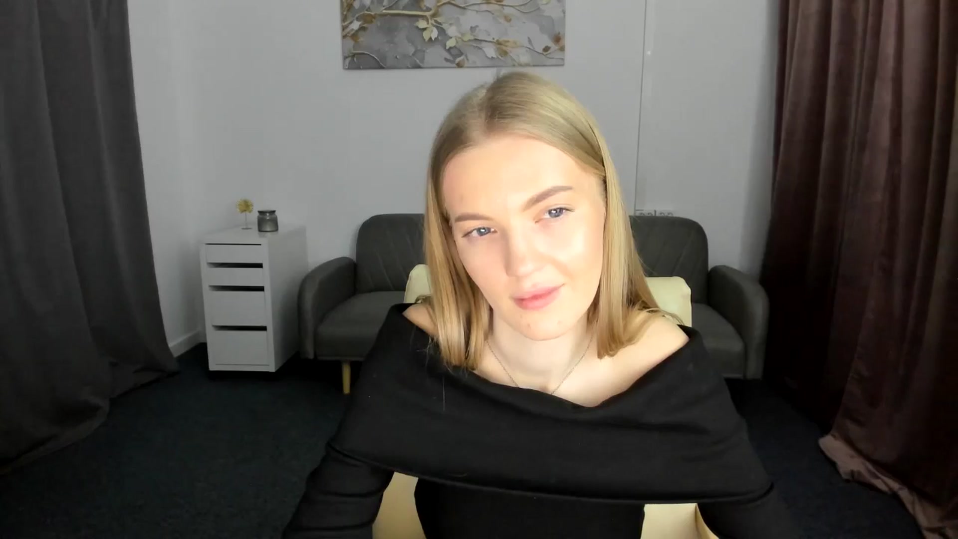 Gallery image thumbnail from AndySky's myfreecams stream on, 02/02/2025, 20:56 image 17 of 20