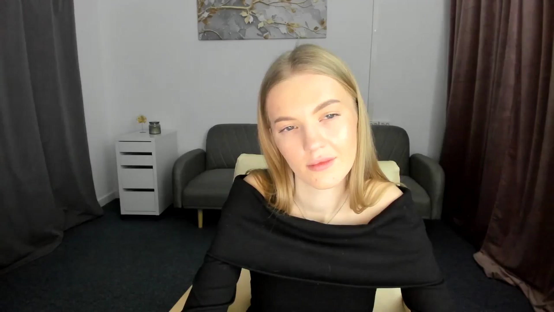 Gallery image thumbnail from AndySky's myfreecams stream on, 02/02/2025, 20:56 image 18 of 20
