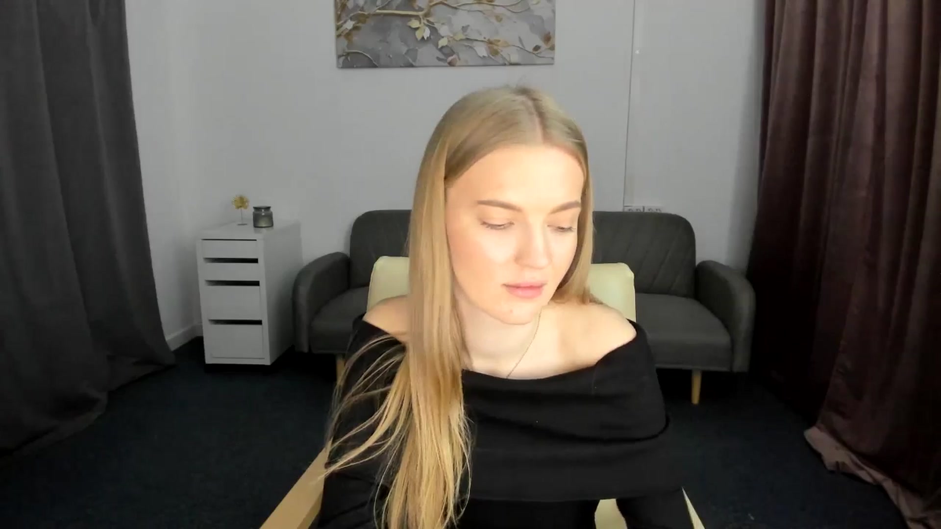 Gallery image thumbnail from AndySky's myfreecams stream on, 02/02/2025, 20:56 image 7 of 20