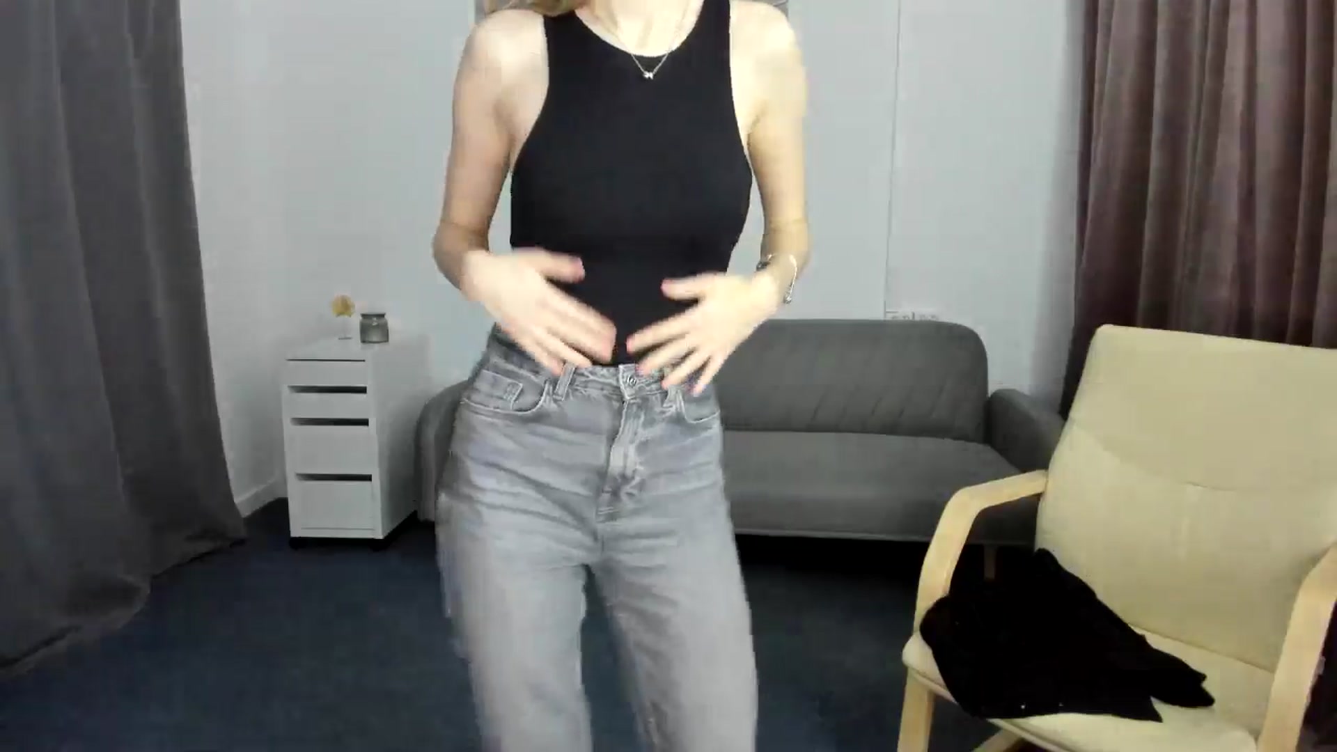 Gallery image thumbnail from AndySky's myfreecams stream on, 02/03/2025, 13:53 image 4 of 20