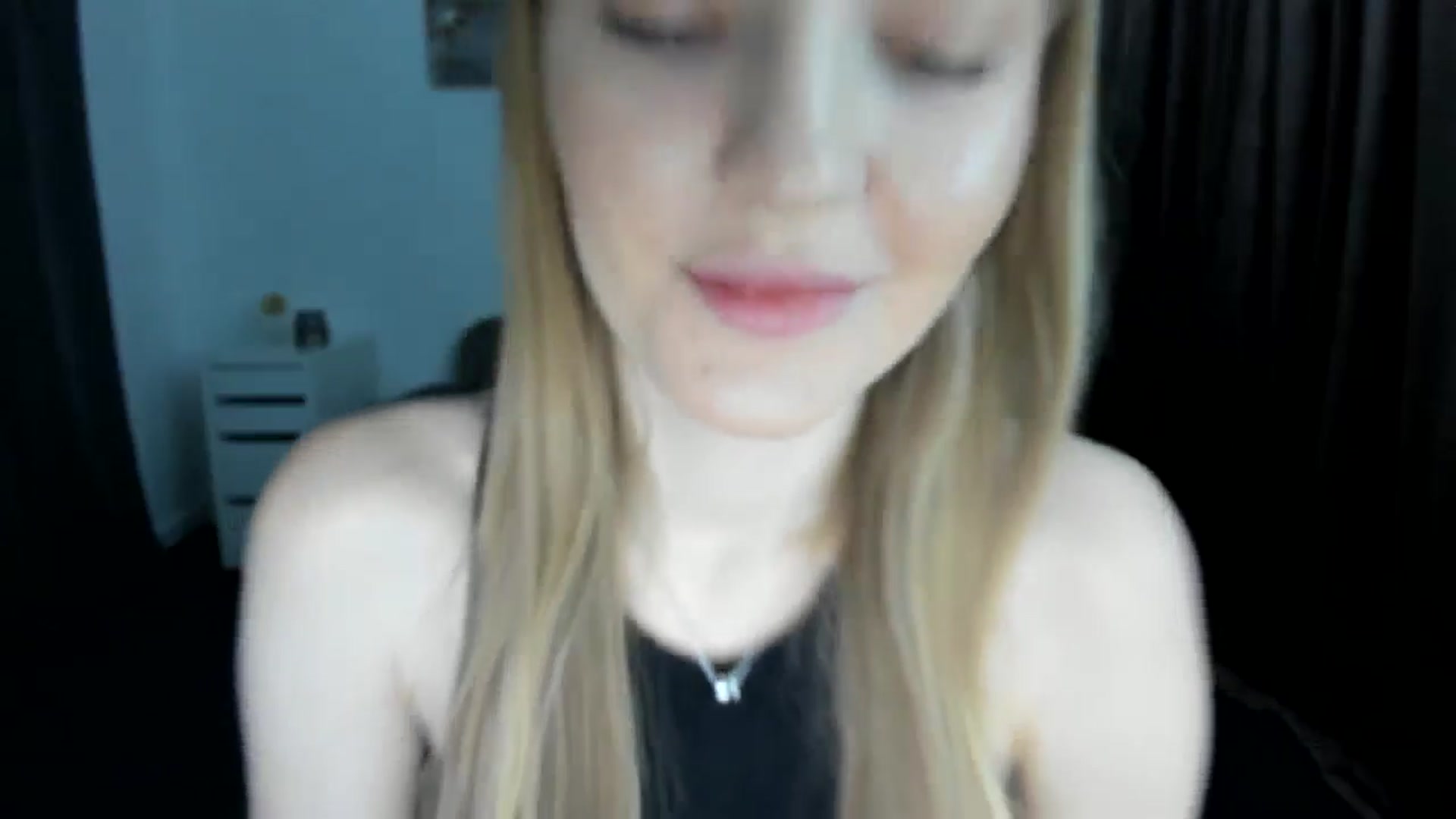 Gallery image thumbnail from AndySky's myfreecams stream on, 02/03/2025, 18:13 image 9 of 20