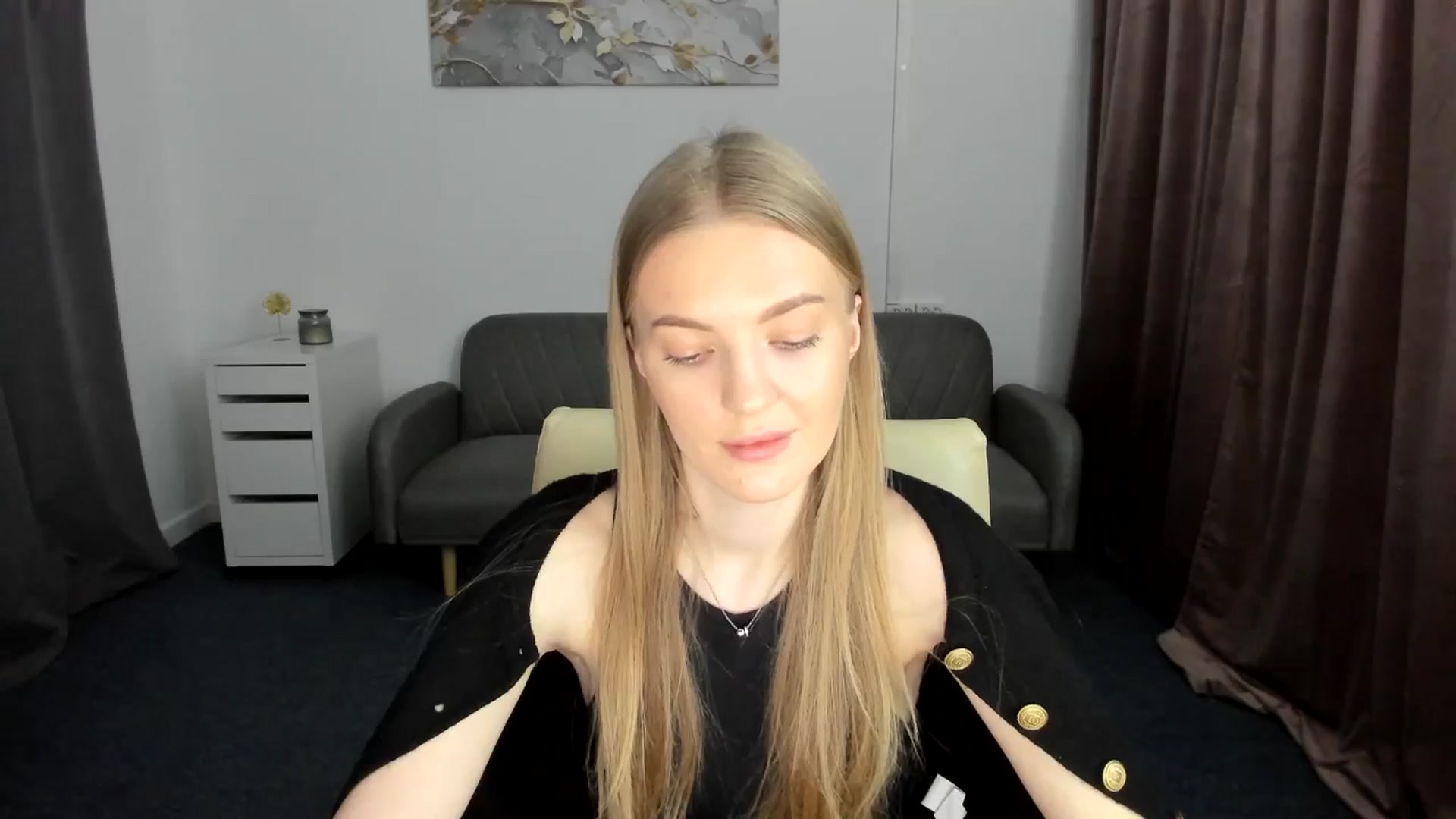 Gallery image thumbnail from AndySky's myfreecams stream on, 02/03/2025, 18:13 image 8 of 20