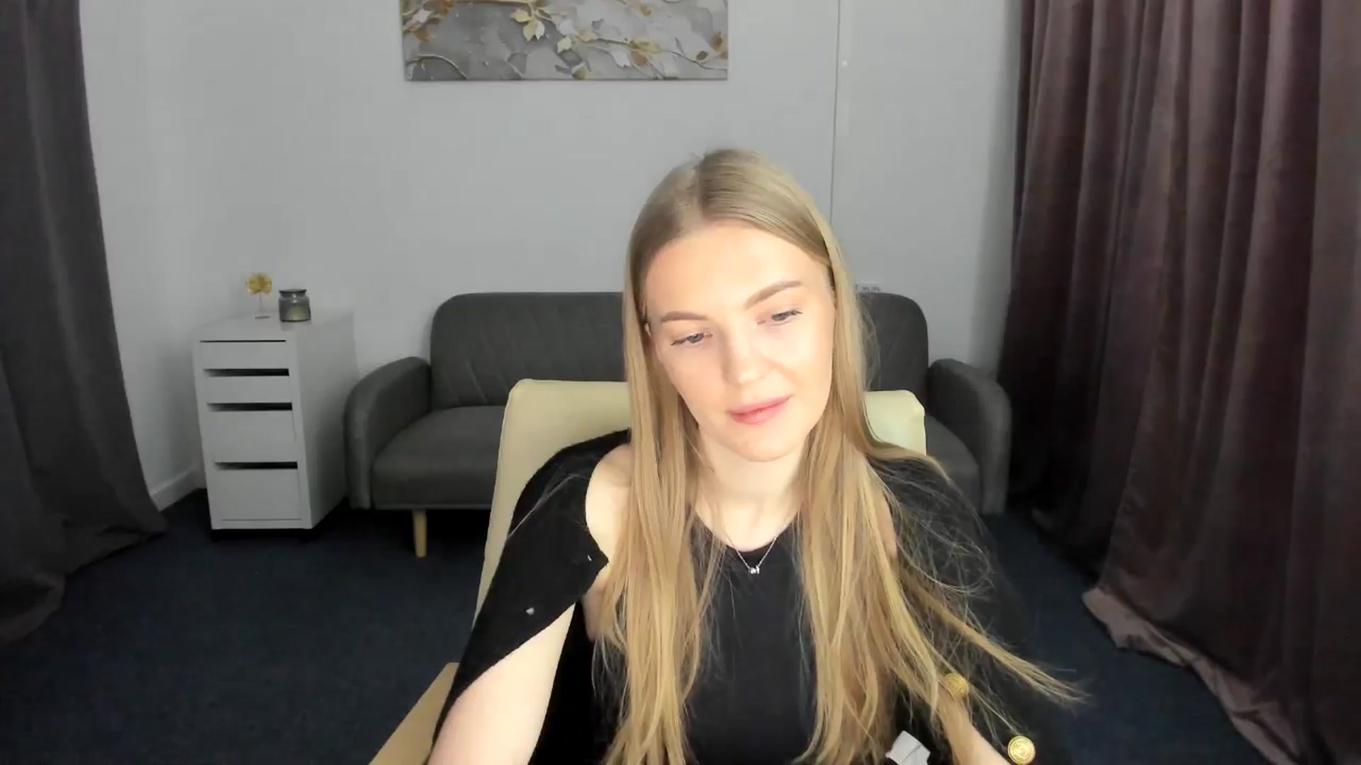 Gallery image thumbnail from AndySky's myfreecams stream on, 02/03/2025, 18:13 image 7 of 20
