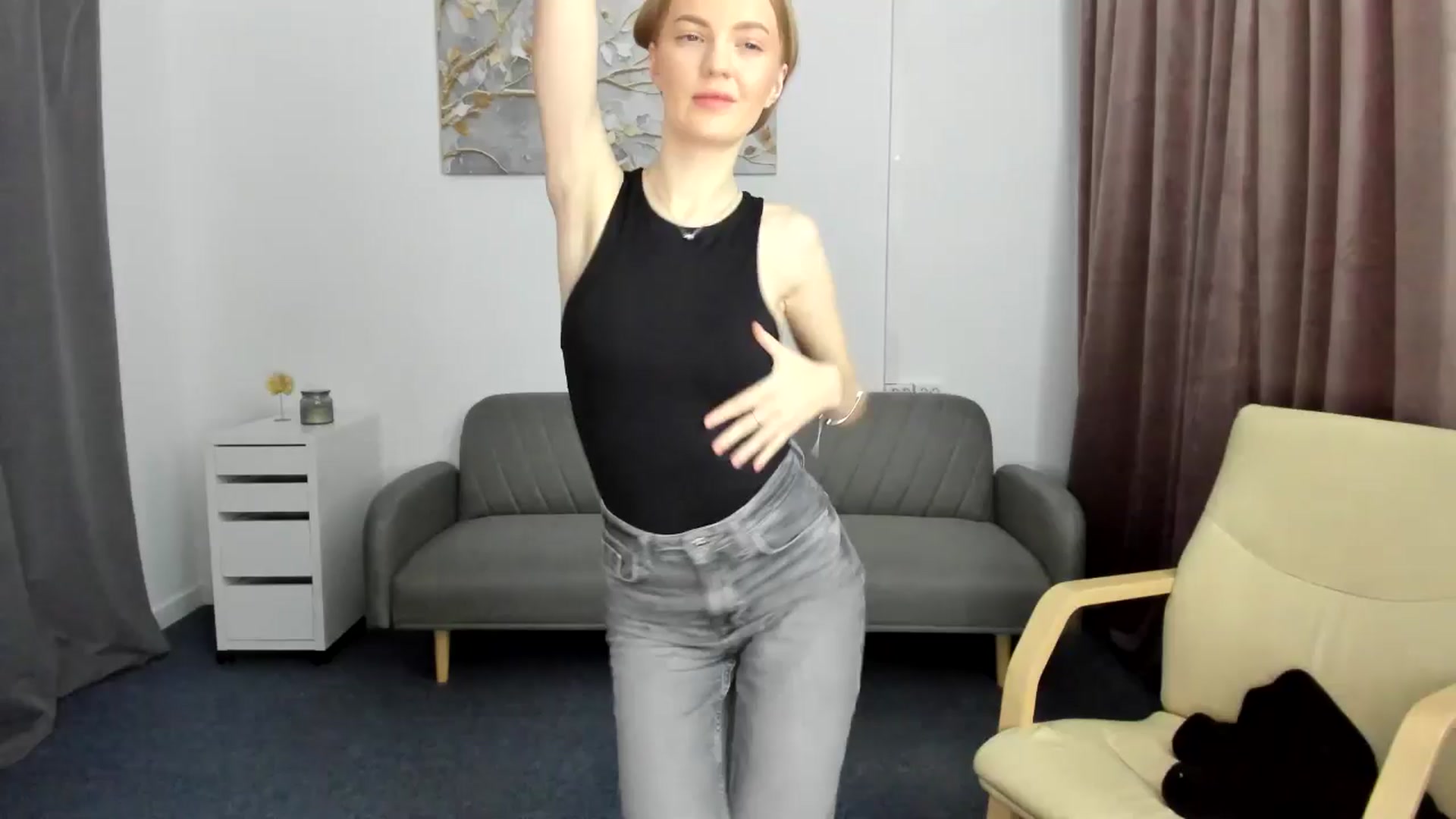 Gallery image thumbnail from AndySky's myfreecams stream on, 02/03/2025, 18:13 image 20 of 20