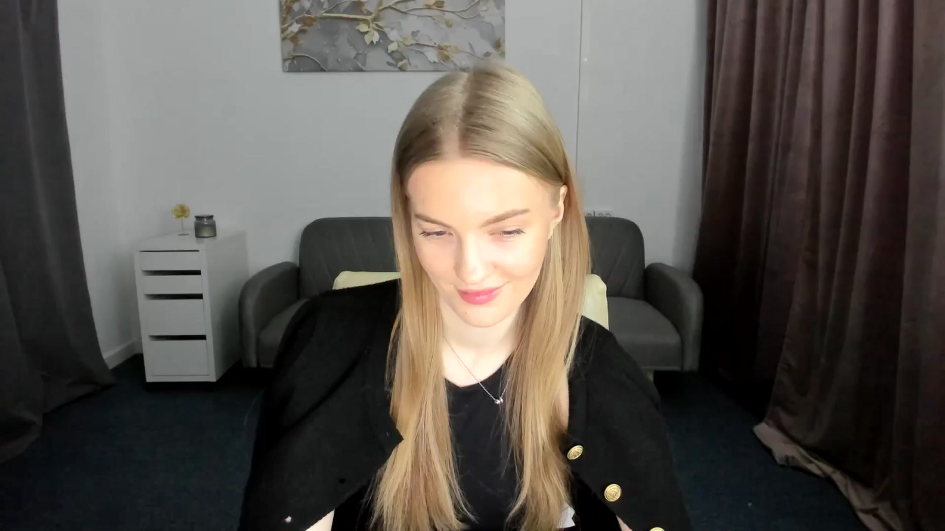 Gallery image thumbnail from AndySky's myfreecams stream on, 02/03/2025, 20:44 image 1 of 20