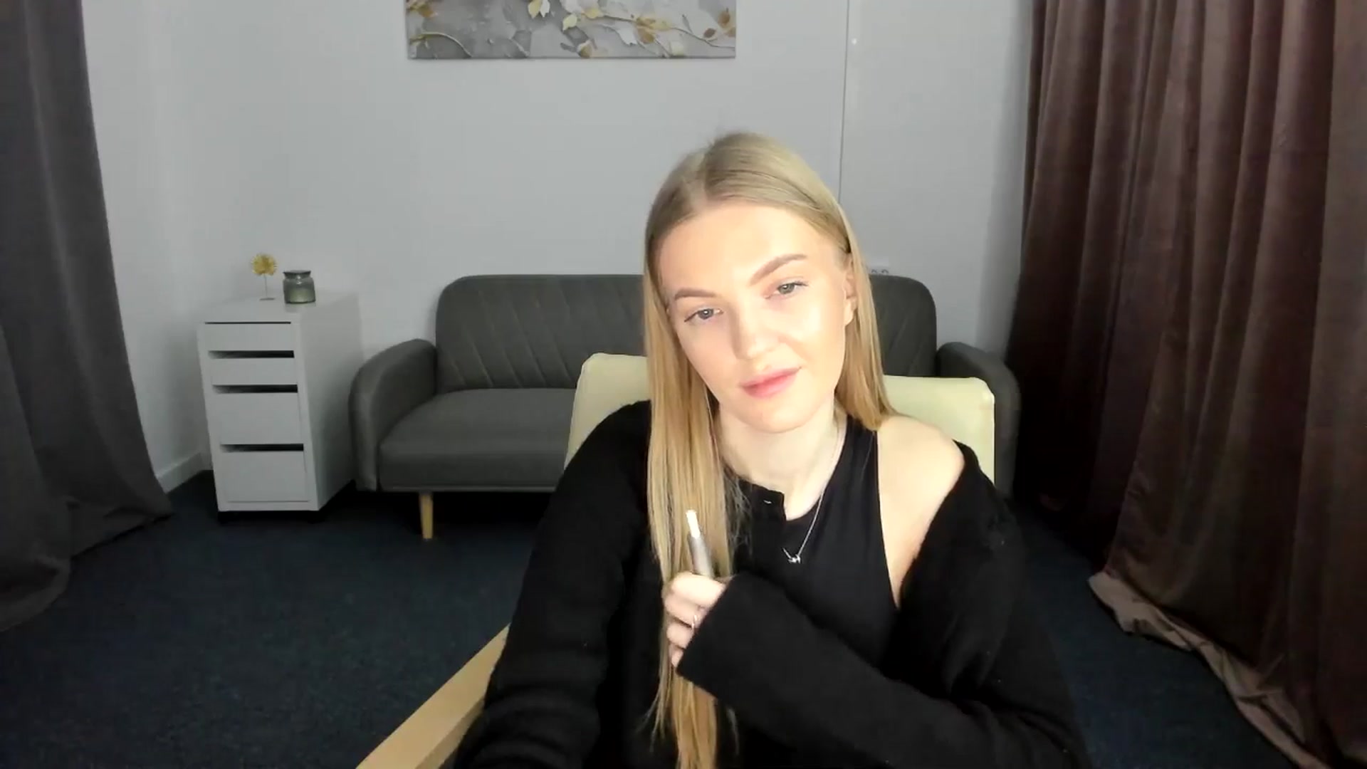 Gallery image thumbnail from AndySky's myfreecams stream on, 02/03/2025, 20:44 image 10 of 20
