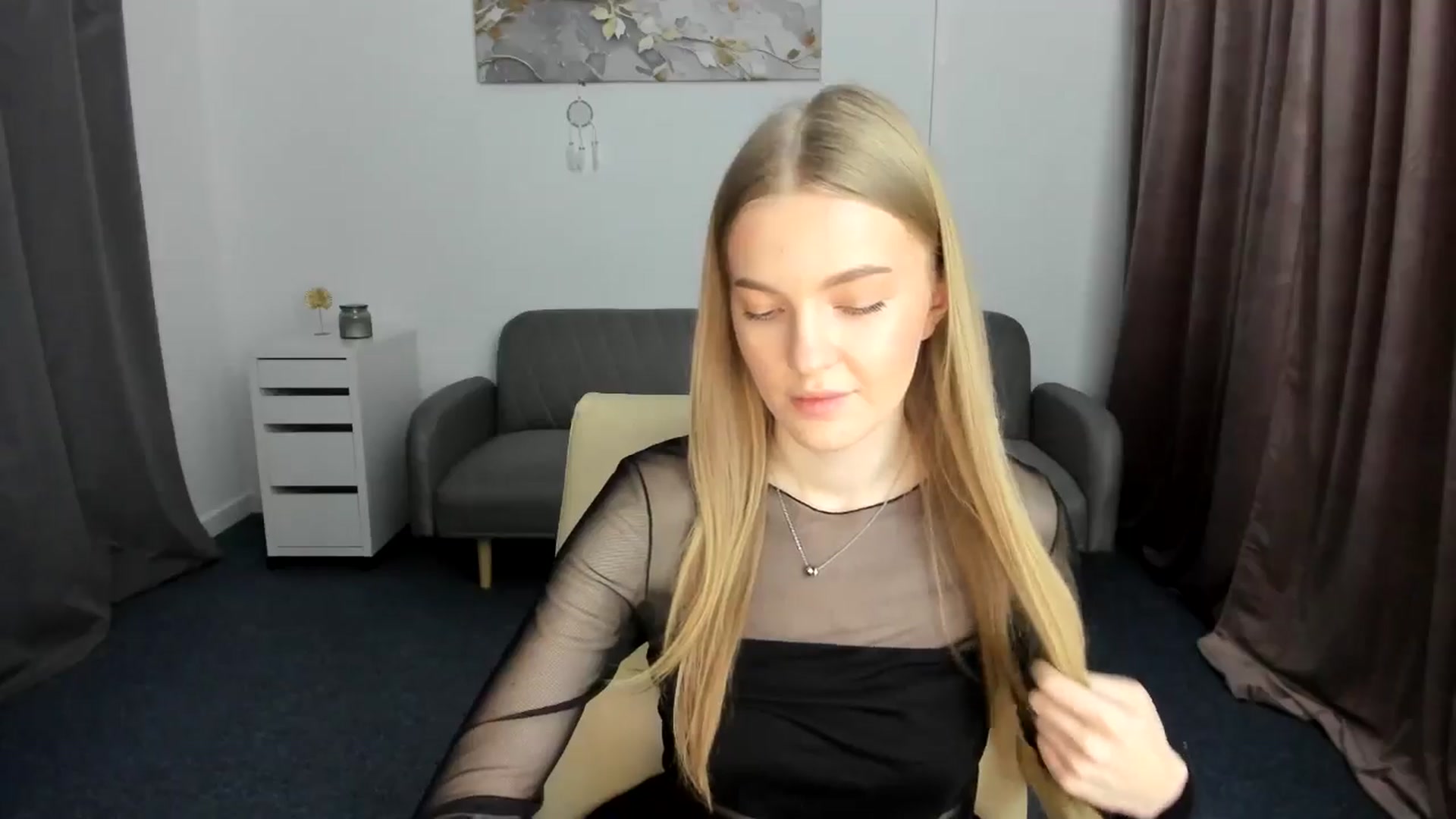 Gallery image thumbnail from AndySky's myfreecams stream on, 02/06/2025, 15:32 image 18 of 20