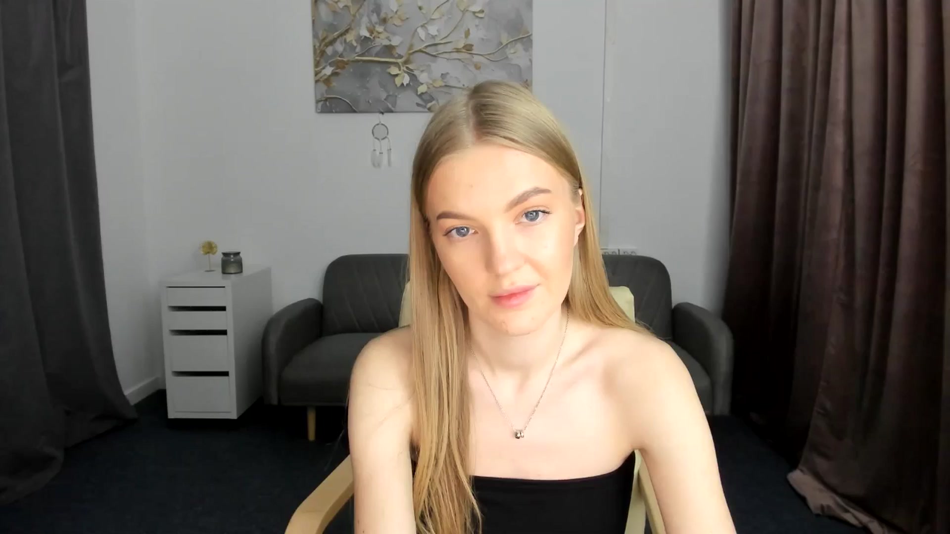 Gallery image thumbnail from AndySky's myfreecams stream on, 02/06/2025, 15:55 image 2 of 20