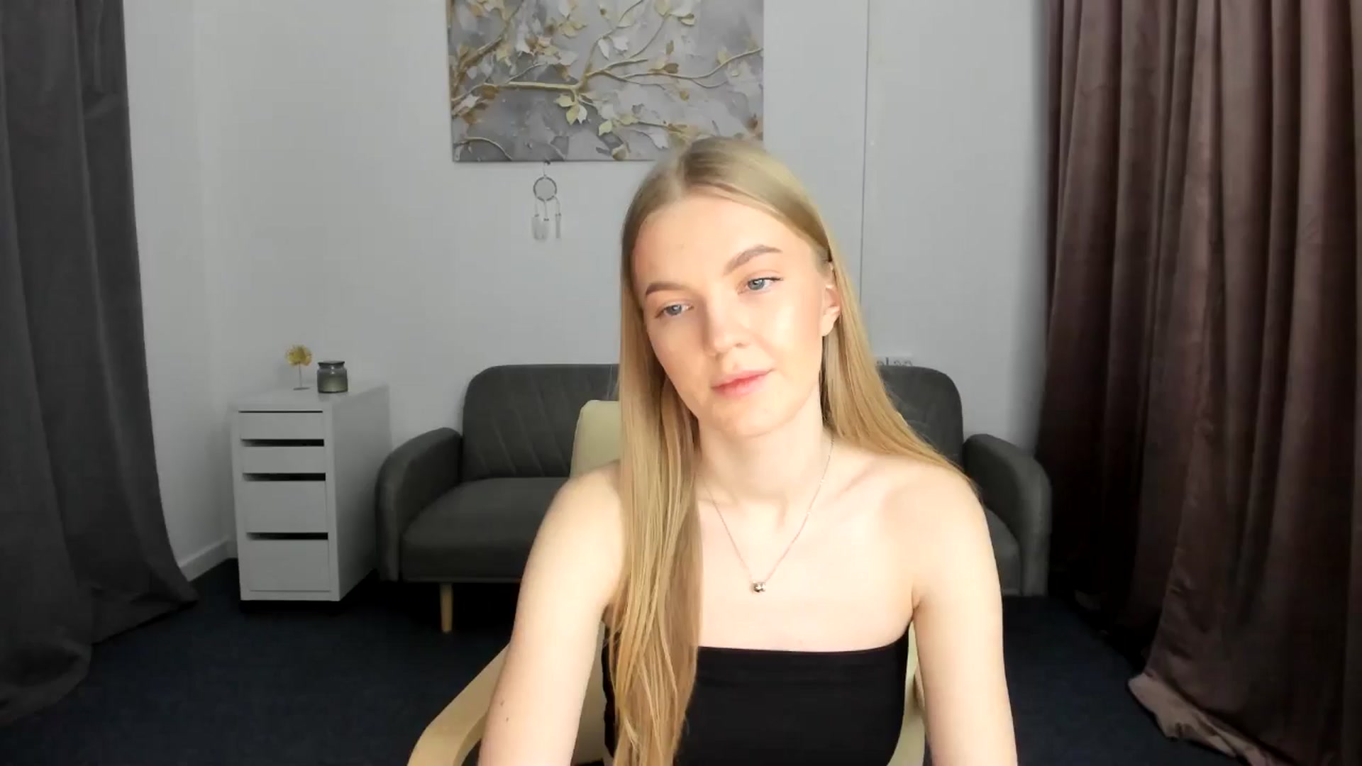 Gallery image thumbnail from AndySky's myfreecams stream on, 02/06/2025, 15:55 image 13 of 20