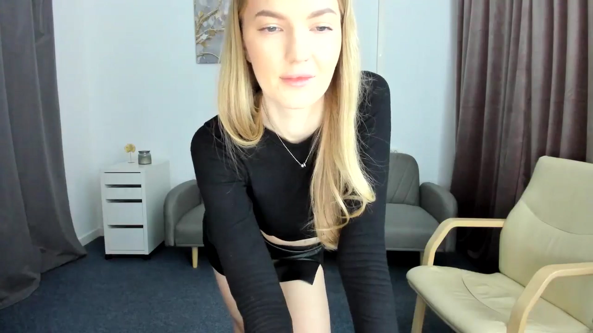 Gallery image thumbnail from AndySky's myfreecams stream on, 02/07/2025, 15:22 image 20 of 20