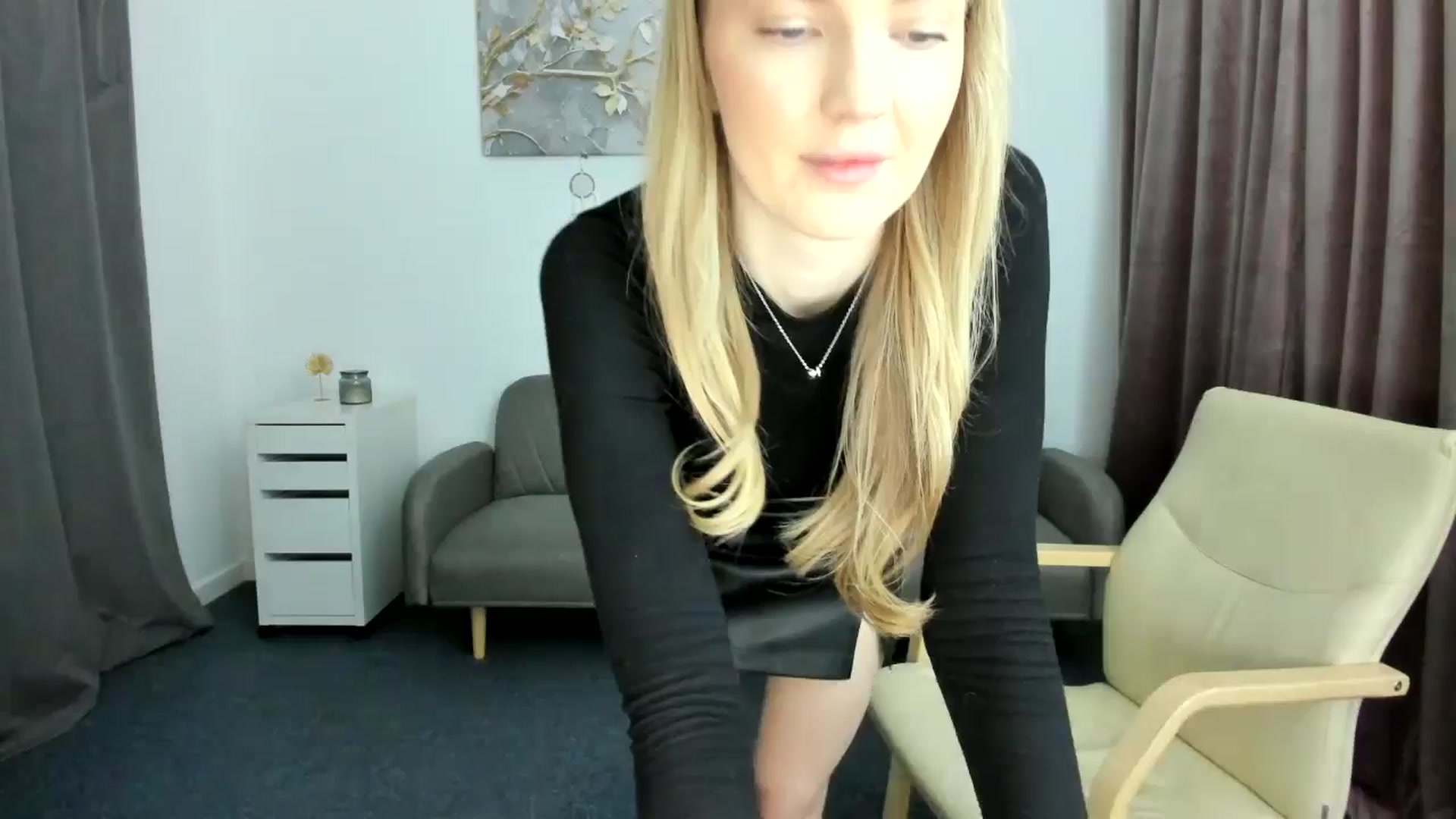 Gallery image thumbnail from AndySky's myfreecams stream on, 02/07/2025, 15:46 image 1 of 20